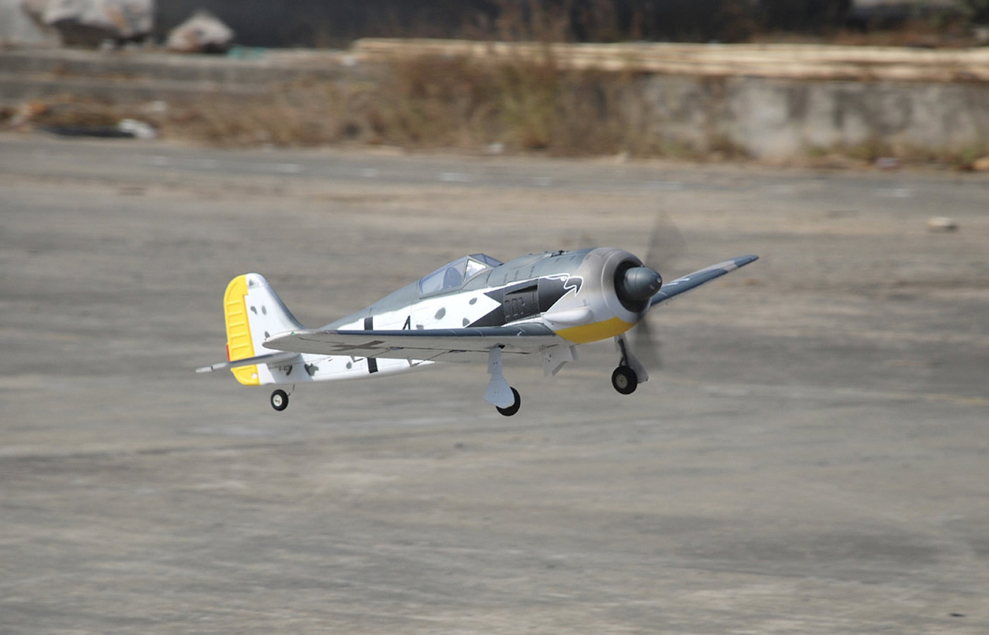 MODSTER Focke Wulf FW190 PNP 1200mm Electric Motor Warbird - 4