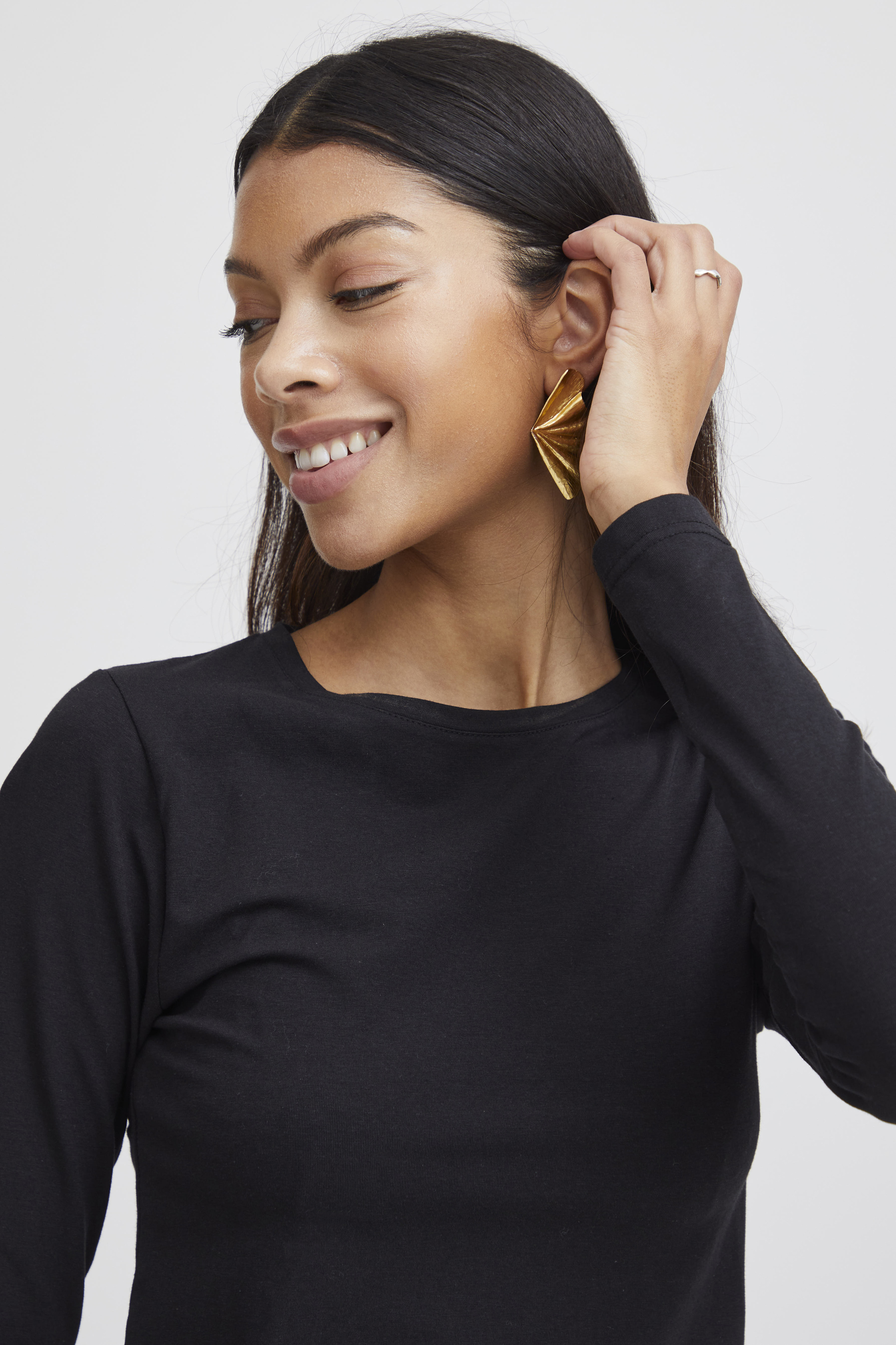 BYPAMILA LS TSHIRT Black - 2