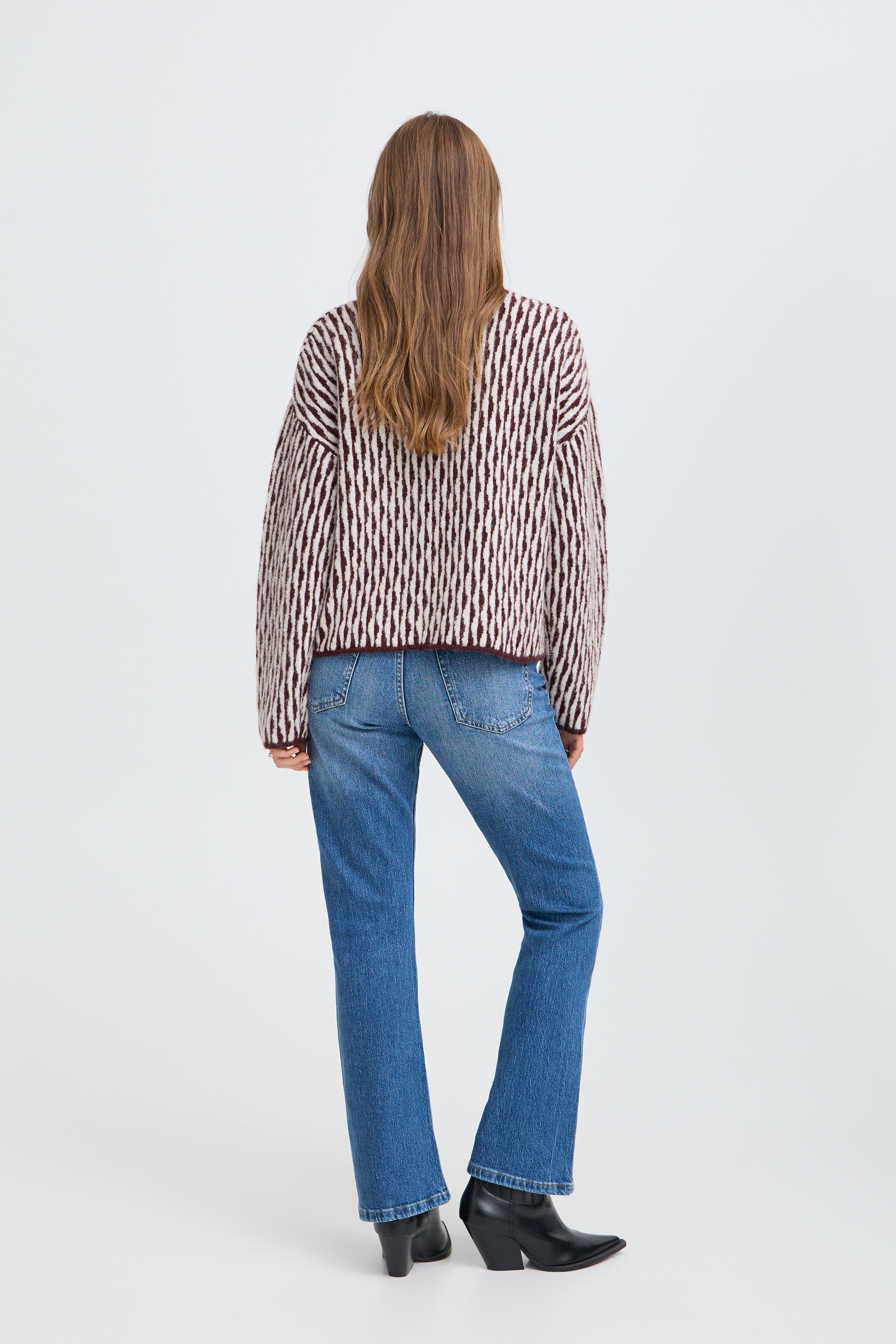 BYOJULA JUMPER FIG ABSTRACT - 7