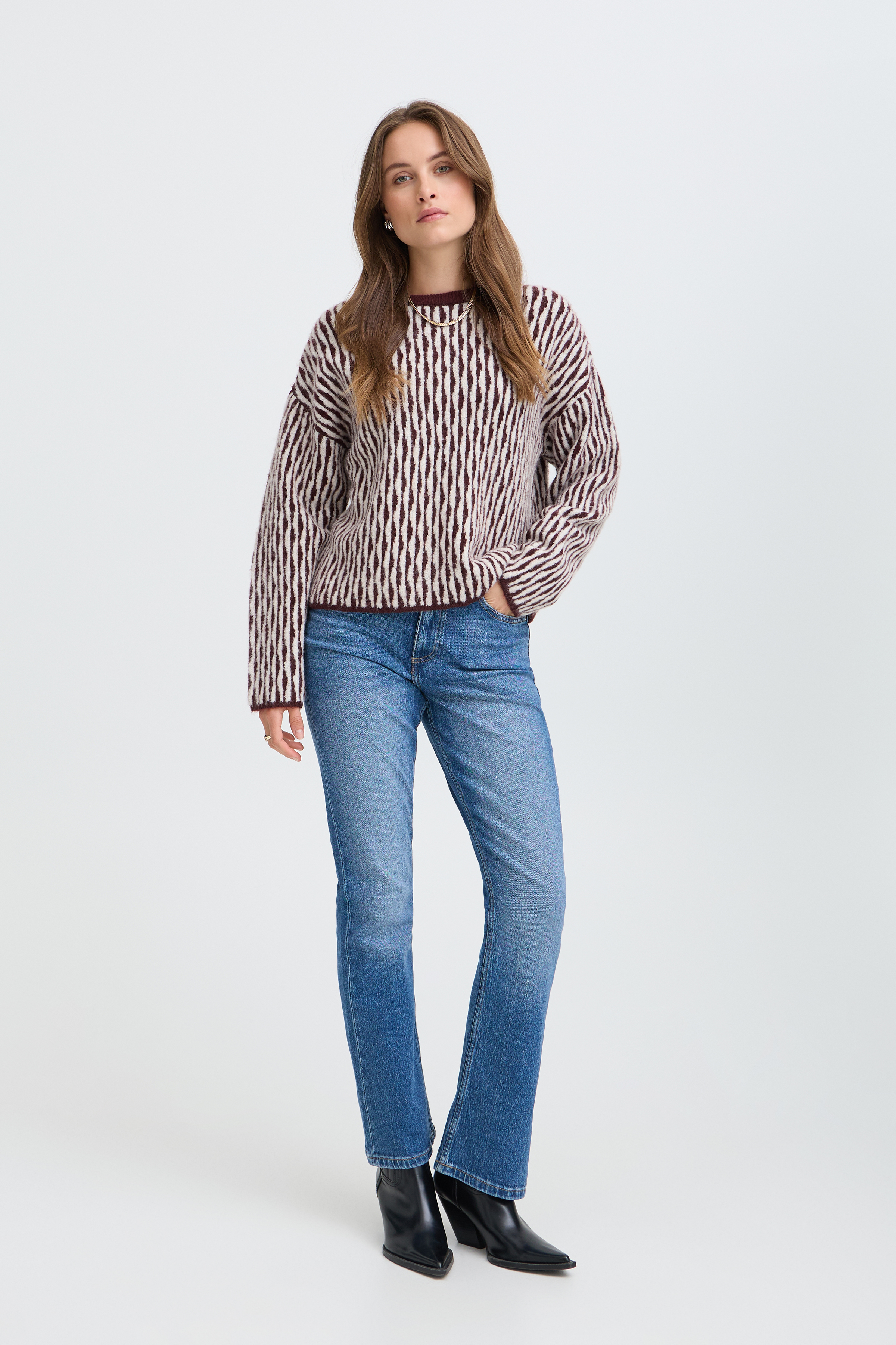 BYOJULA JUMPER FIG ABSTRACT - 5