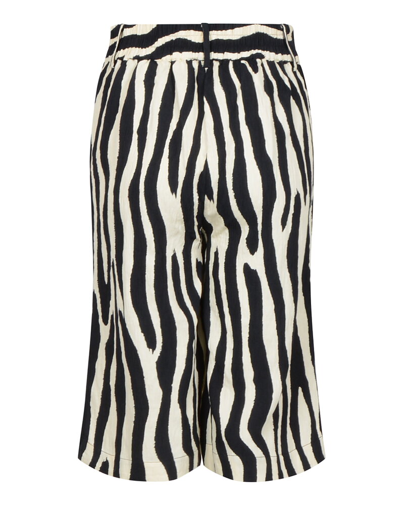 Shorts mönstrad i offwhite och svart