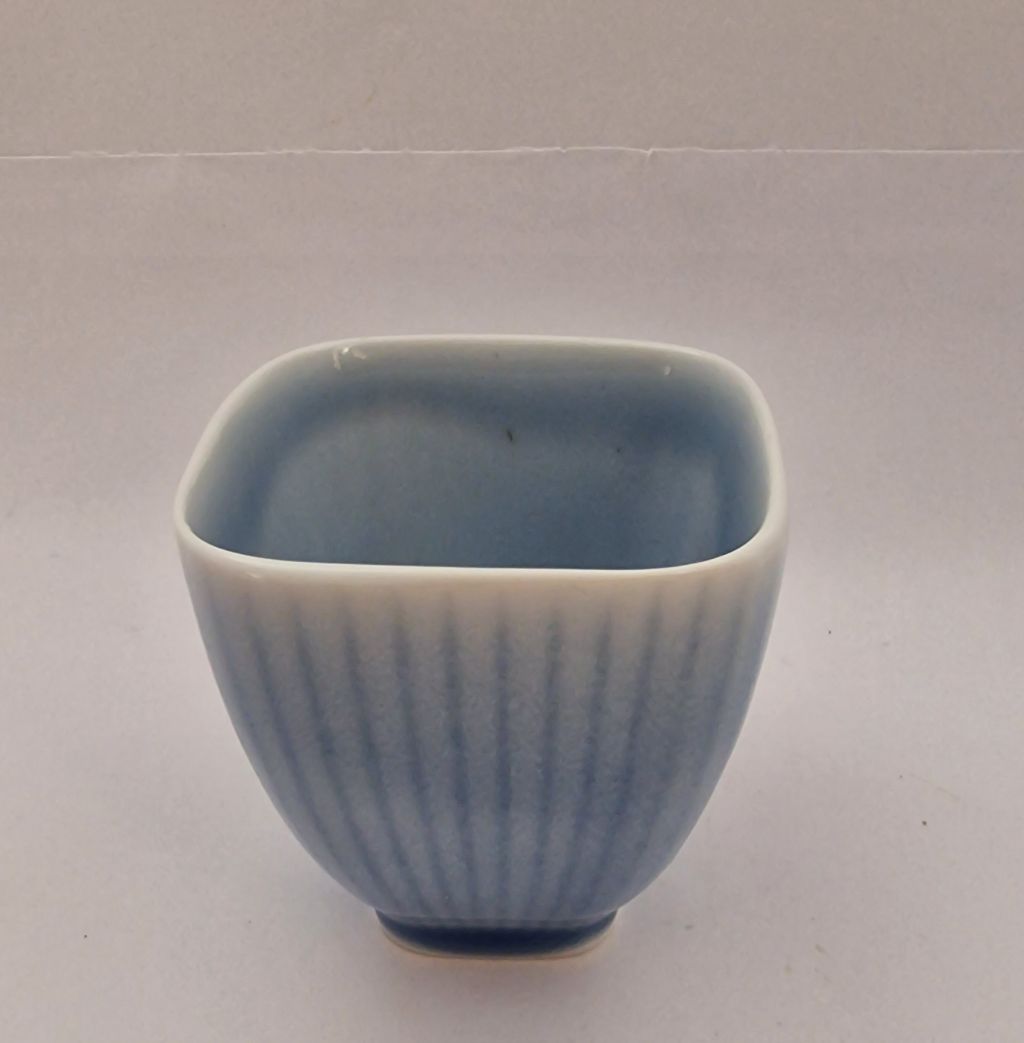 Rörstrand Gunnar Nylund small vase