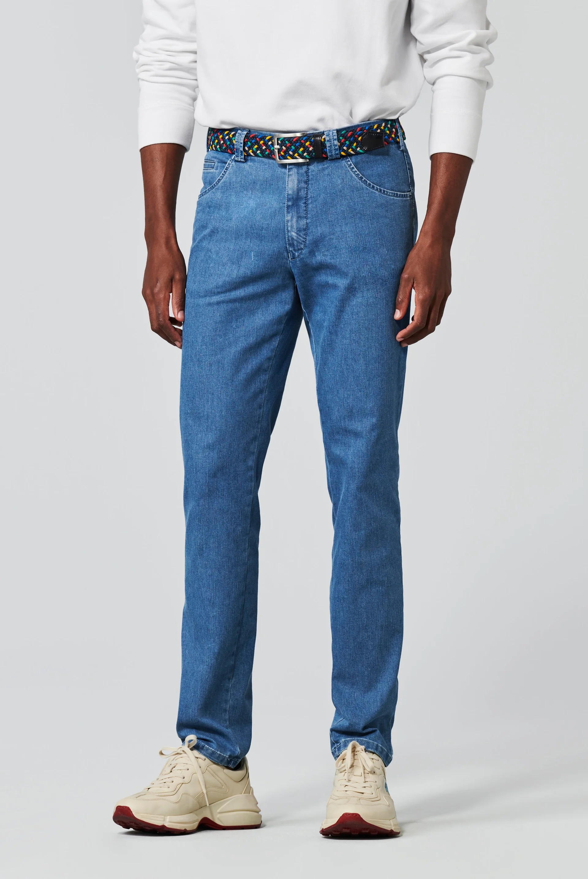 Blå (light blue) jeanshybrid i Coolmax denim, modern passform och Super-Stretch (Meyer / Dublin) (finns i strl 28)