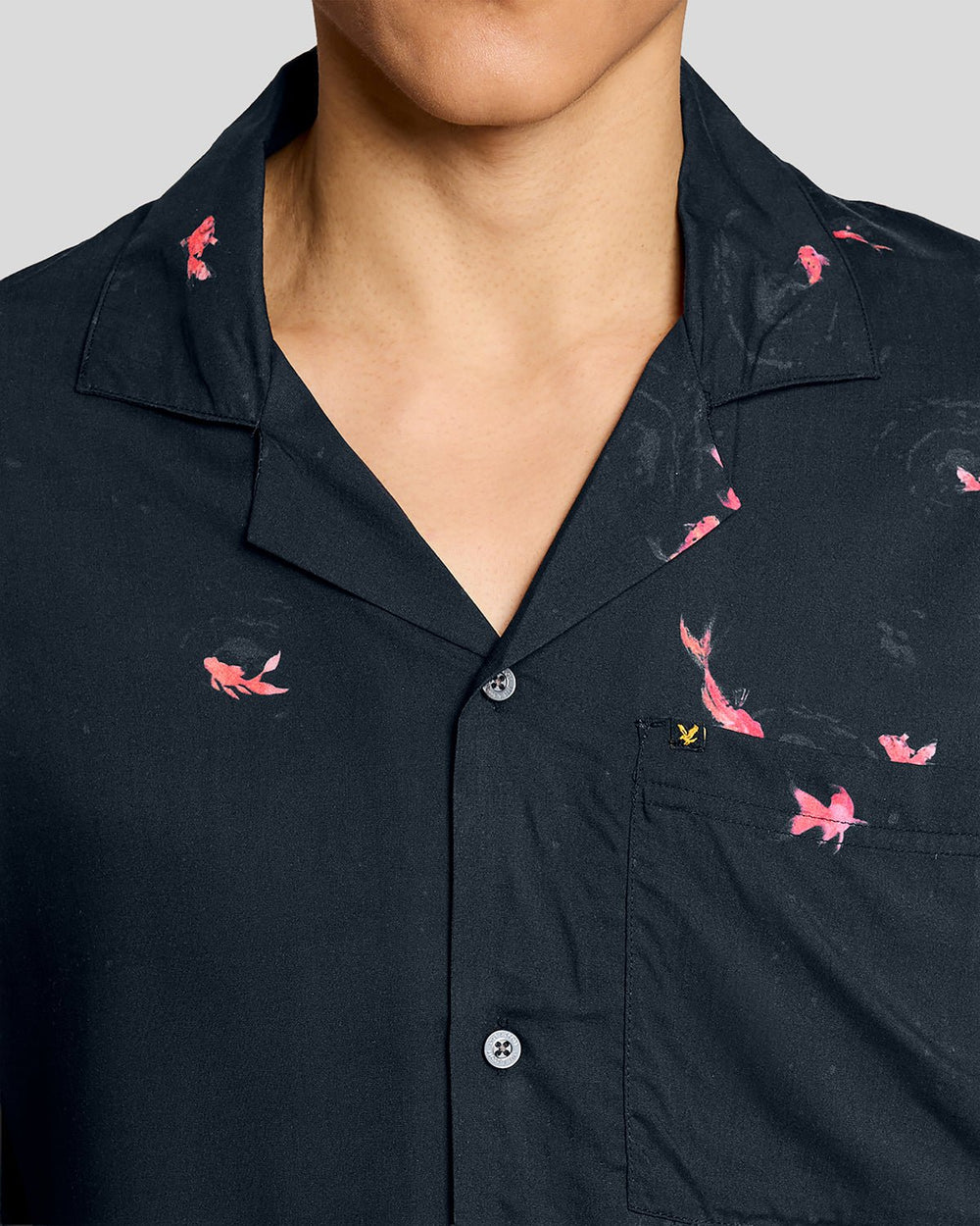 Lyle & Scott - Goldfish Resort Shirt - Dark Navy/HotPink
