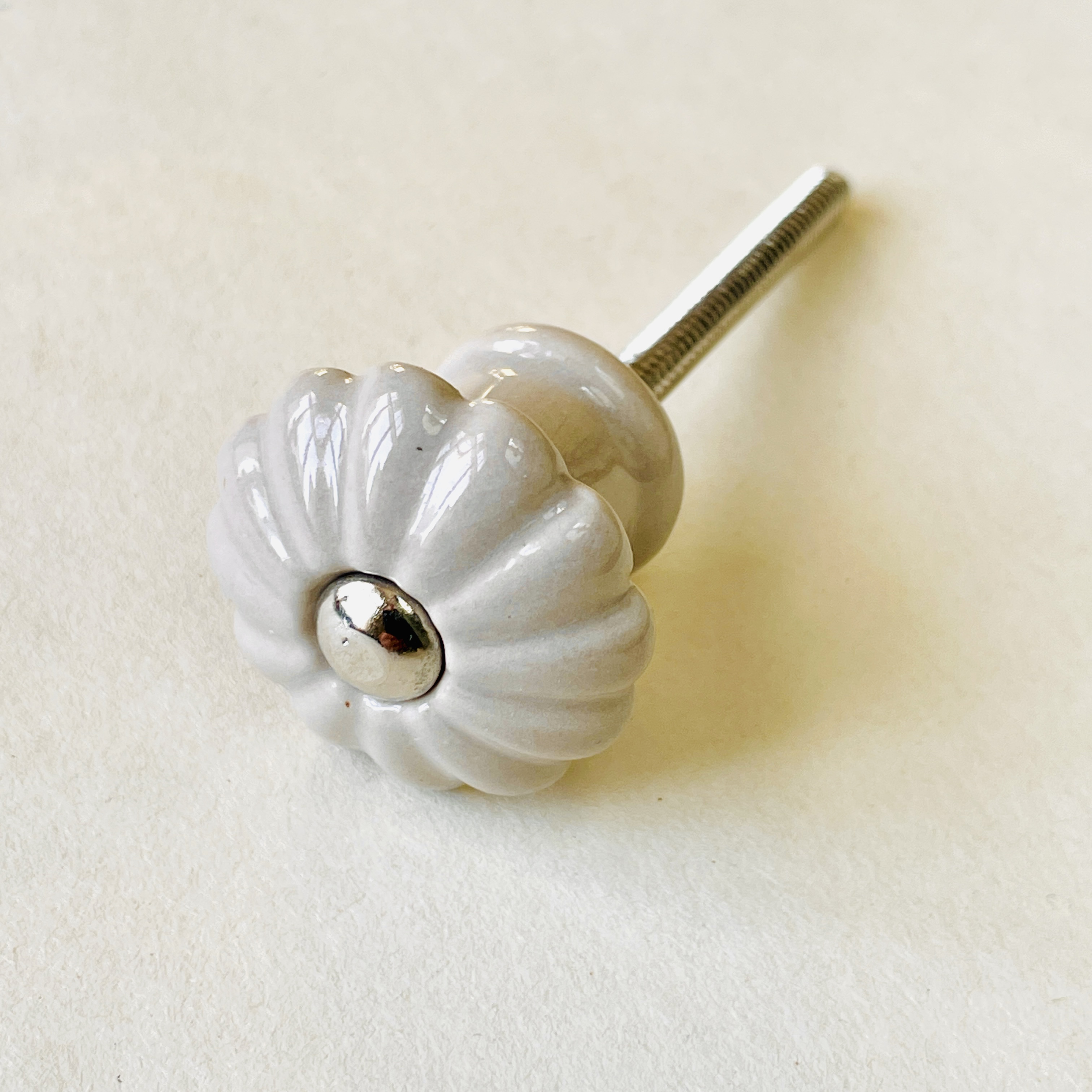 Porslinsknopp, beige