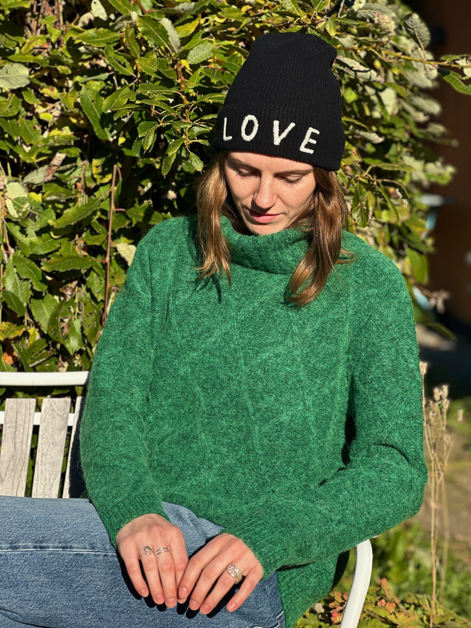 Love Mössa Svart