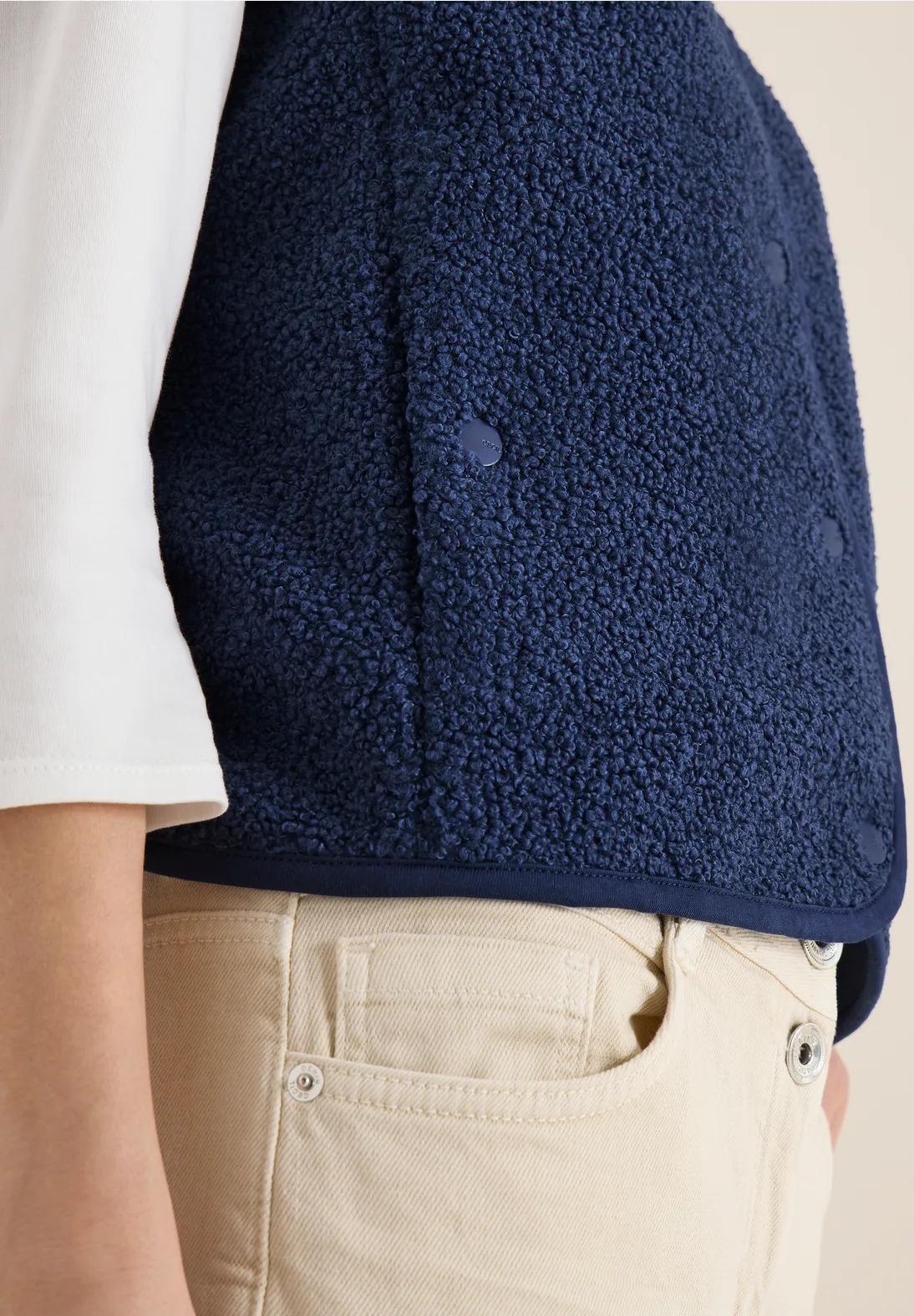 NOS Curly Fake Wool Vest - Sporty Denim - Cecil - 4