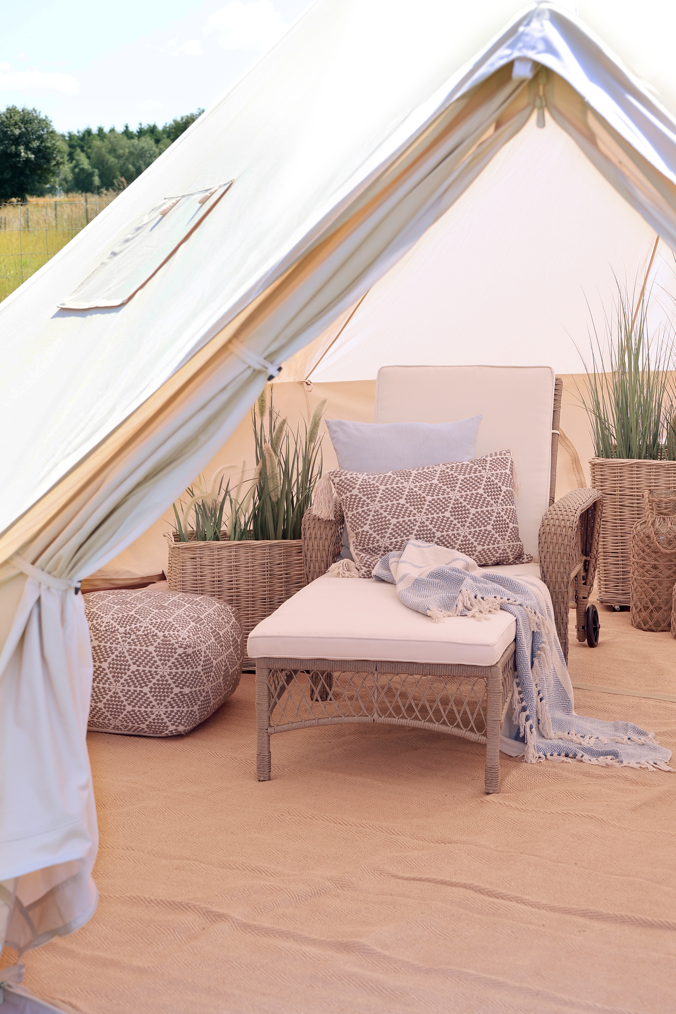 Solcellsvagn med rottinghjul - H55/L185/B80 cm - Natur - 2