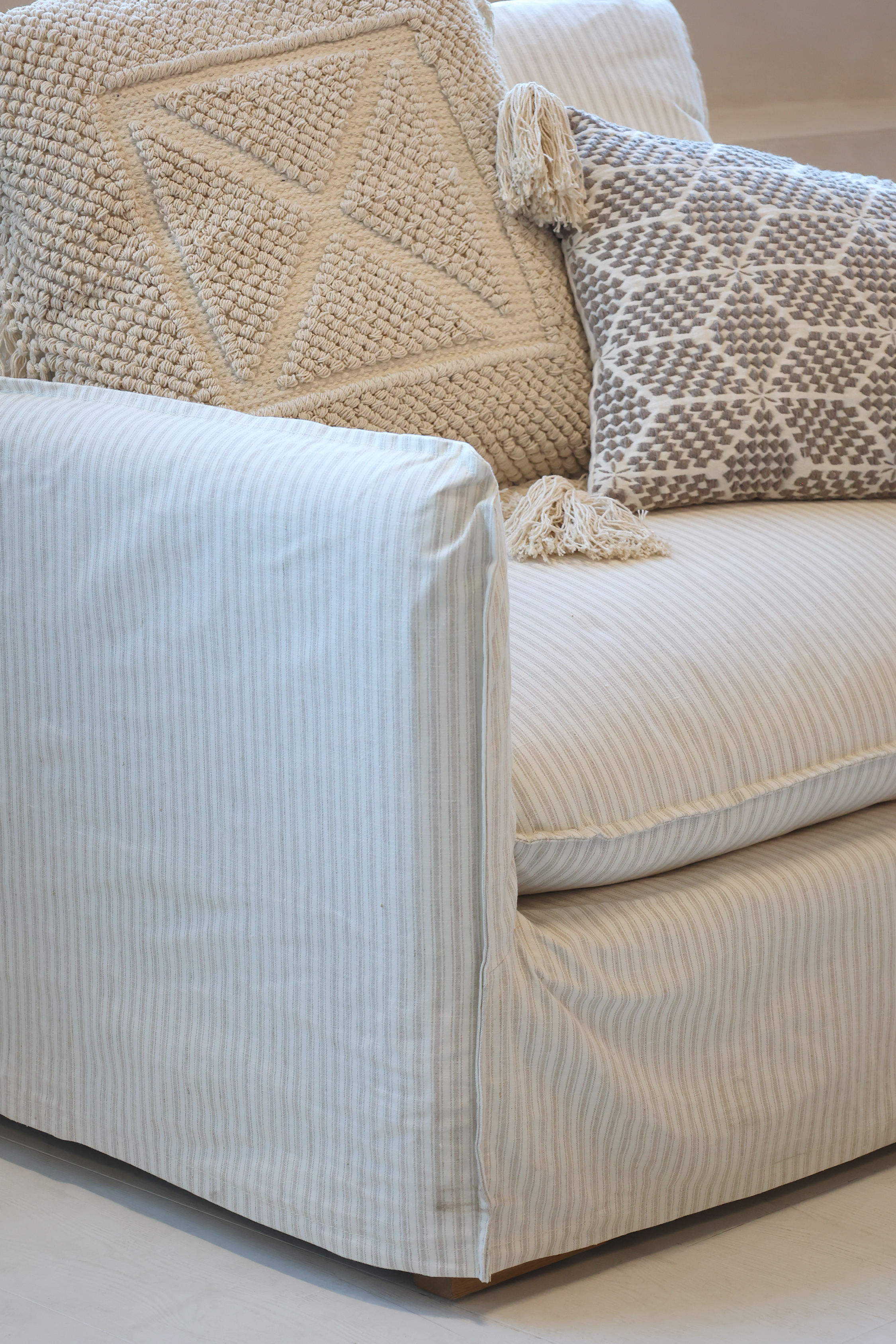 Malo Stol med 3 kuddar - Linne - H75/L110/B95 cm - Creme - 2