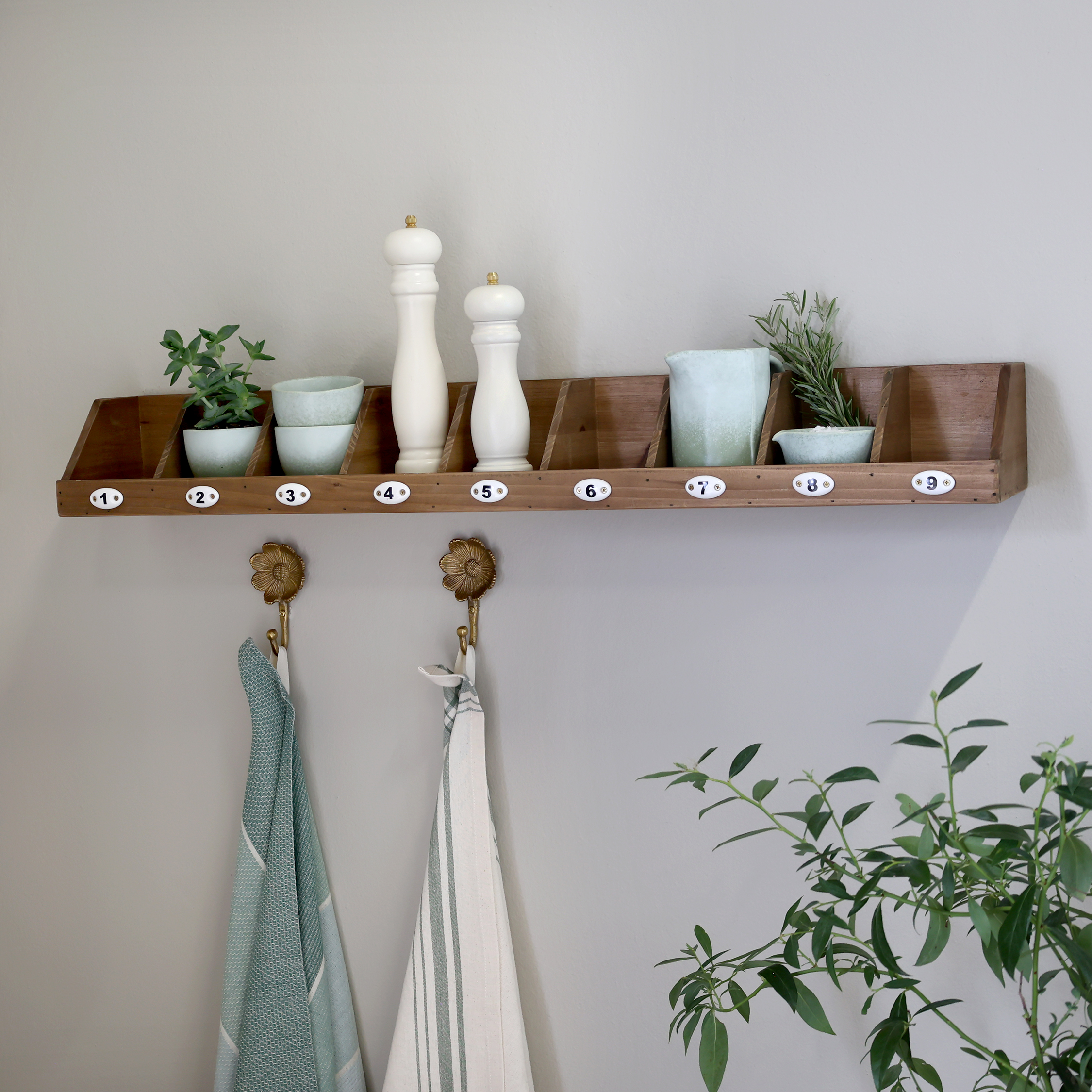 Sorting rack with 9 compartments - H11/L89/B16 cm - Natural