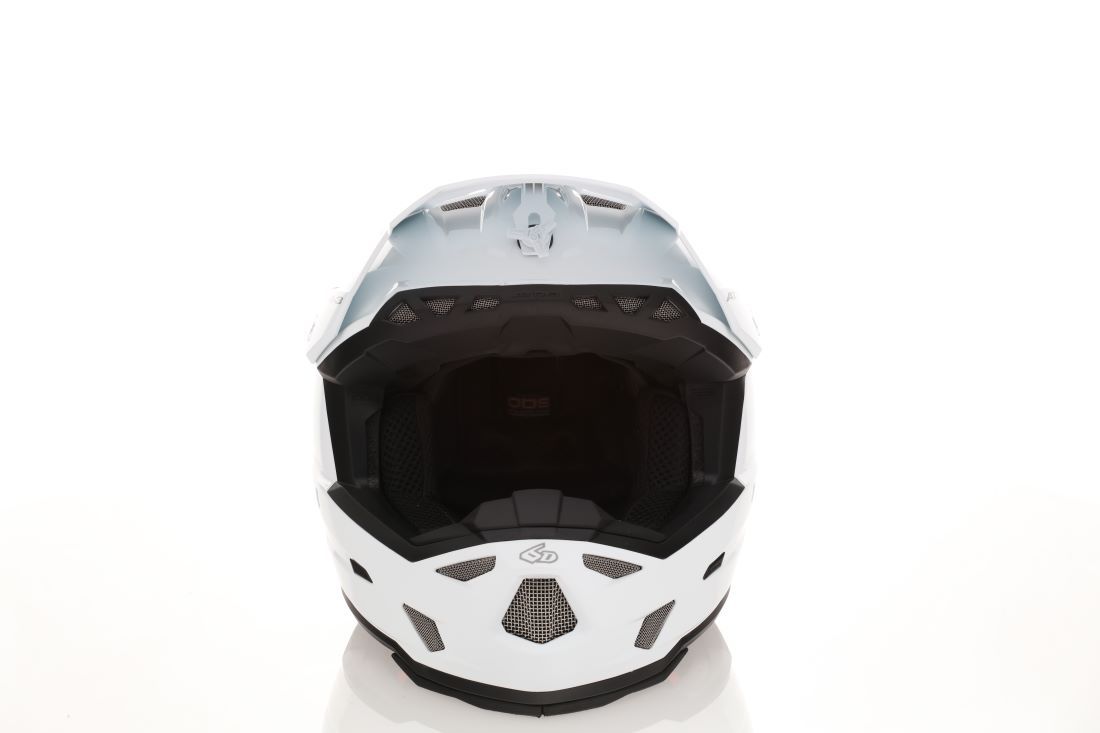6D ATR-3 Solid Helmet FIM, Gloss White - 4