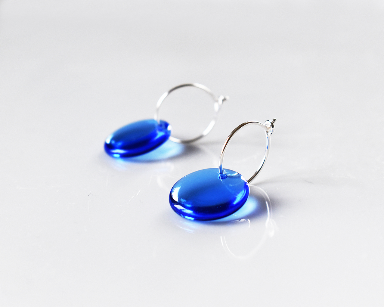 SIKA SKY BLUE - earrings in blue glass - 2