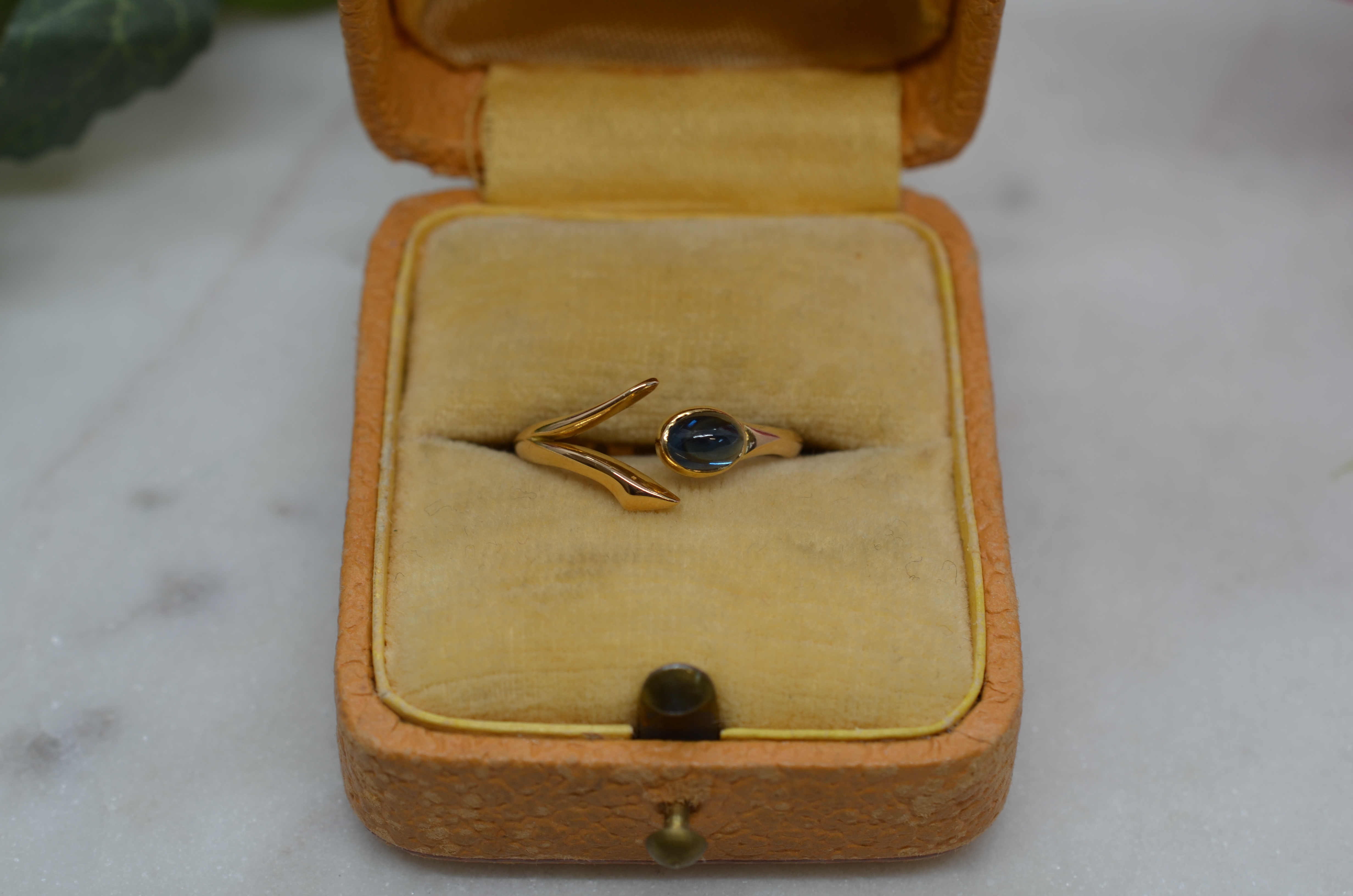 Vintage ring 18K with blue stones - 2