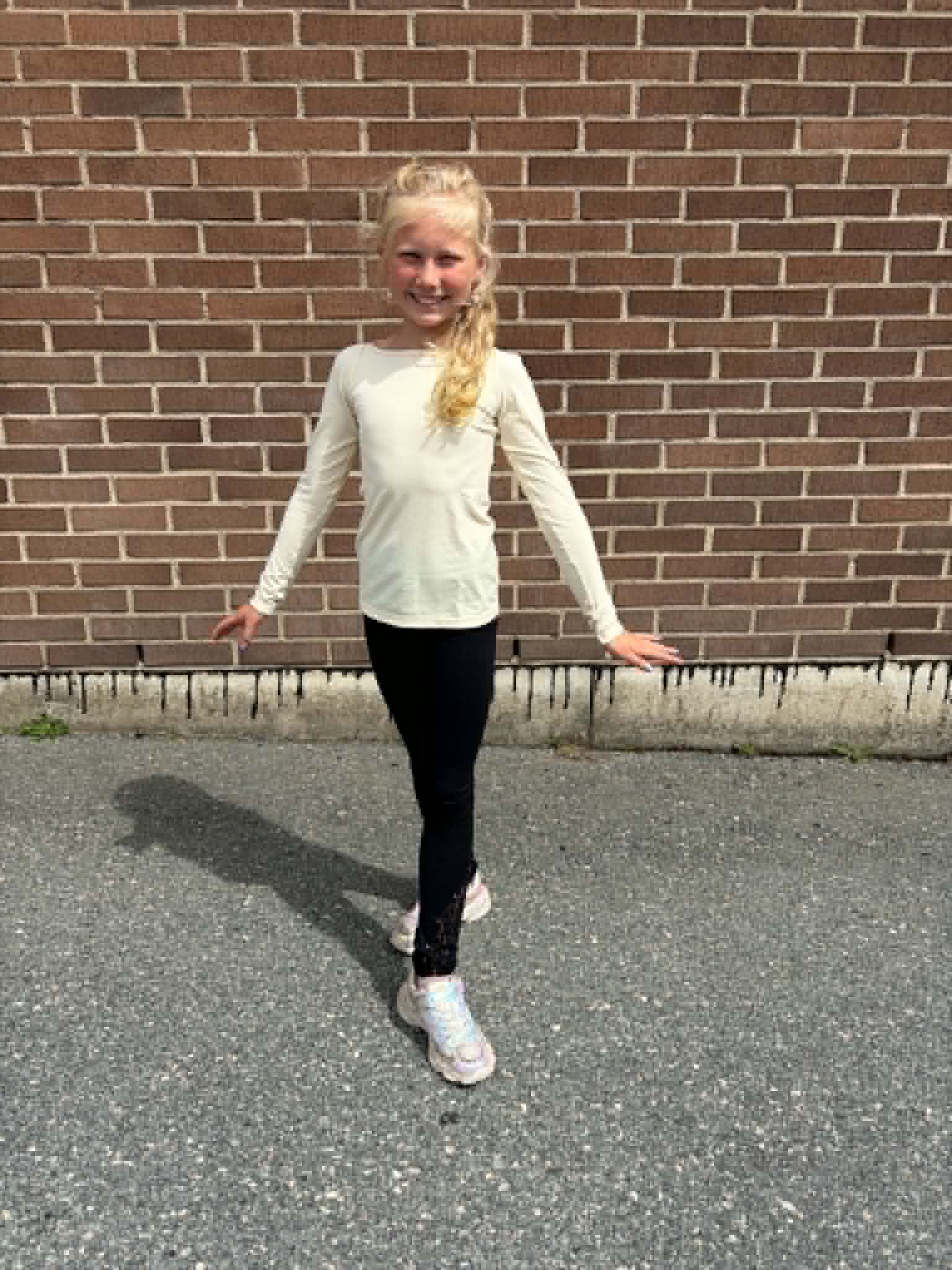 Svarta byxor från Bolero med infällda spetspartier - 2