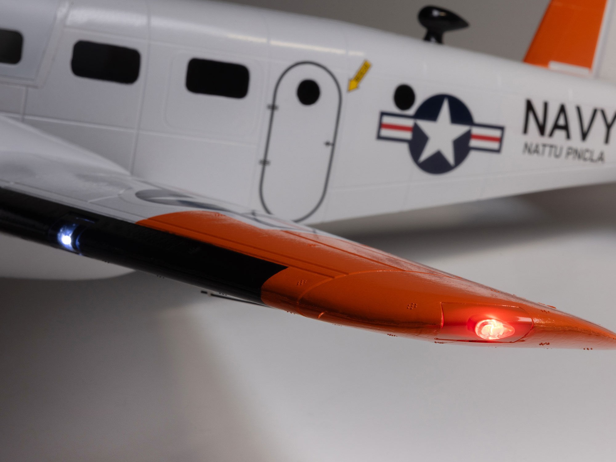 E-Flite EFL-3727 Beechcraft D18/RC-45J 1.5m PNP - 15