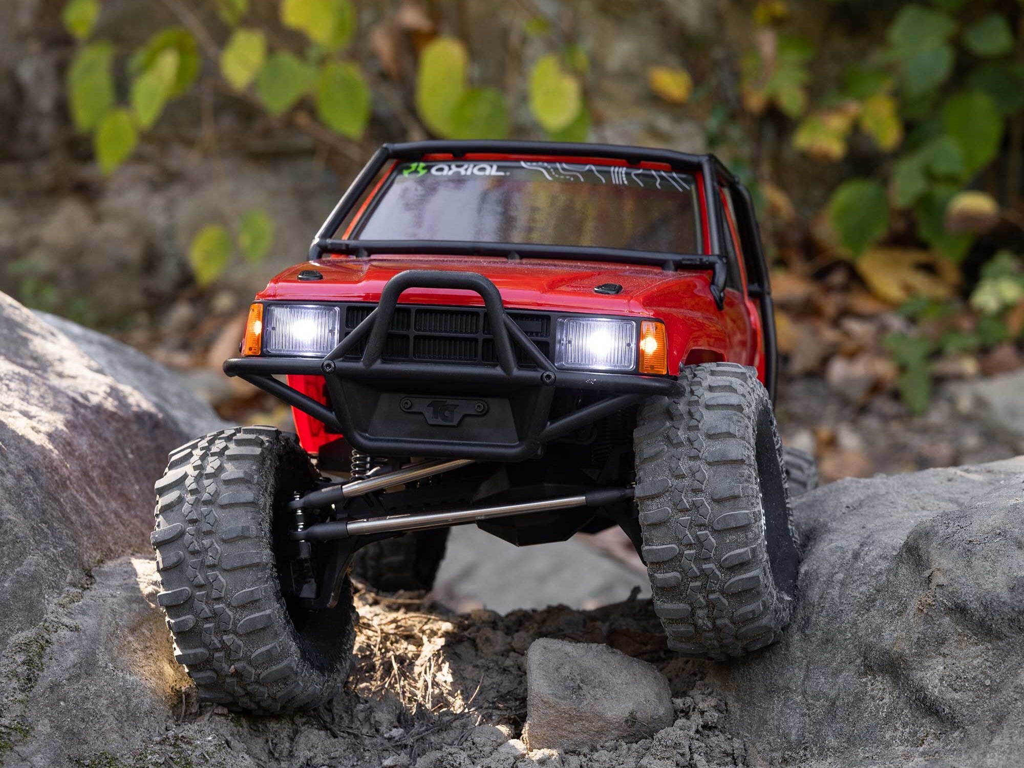 Axial AXI-2062T2 1/10 SCX10 III 1987 Toyota SR5 4X4 RTR Brushed Rock Crawler, Red - 24