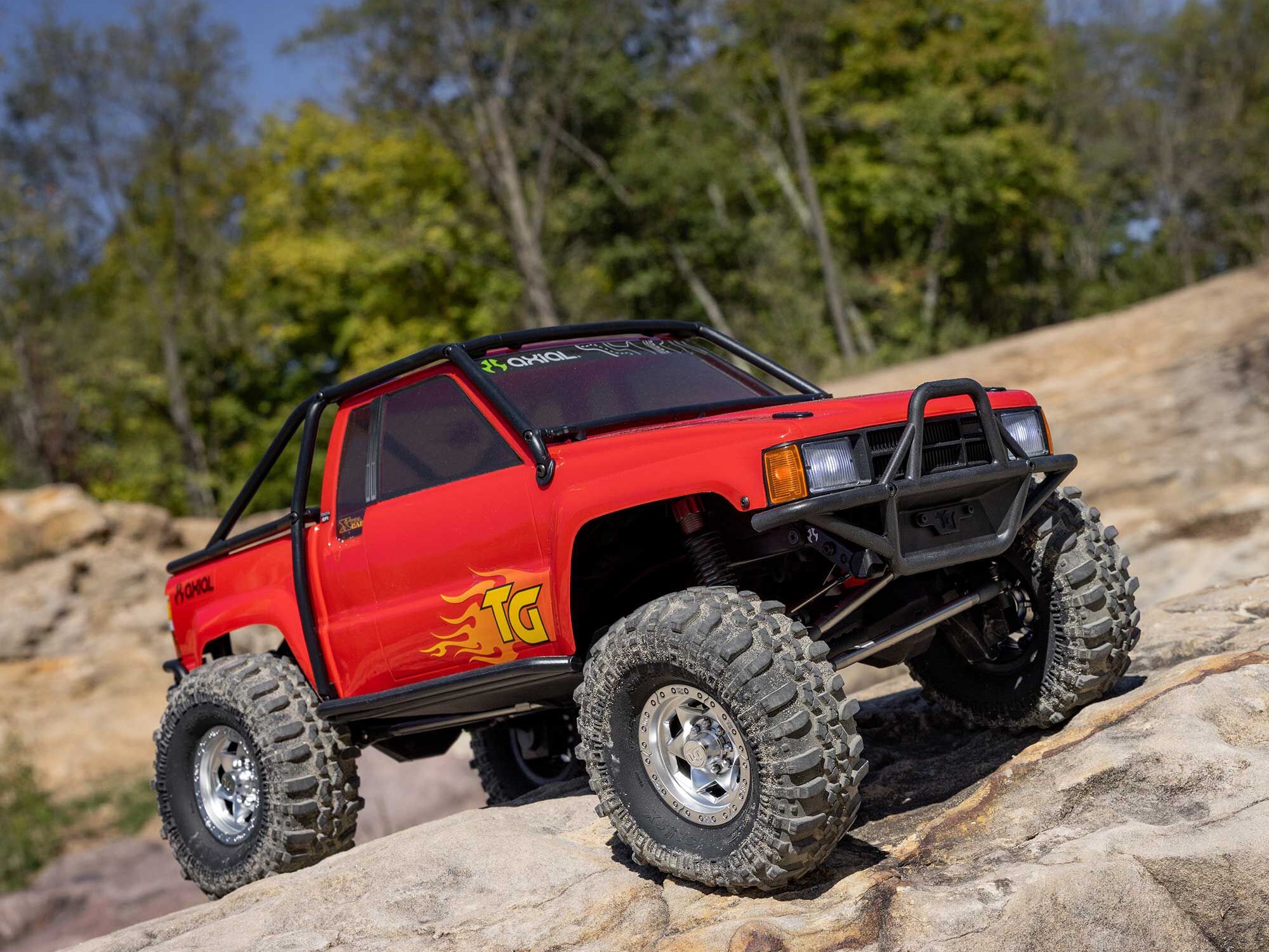 Axial AXI-2062T2 1/10 SCX10 III 1987 Toyota SR5 4X4 RTR Brushed Rock Crawler, Red - 25