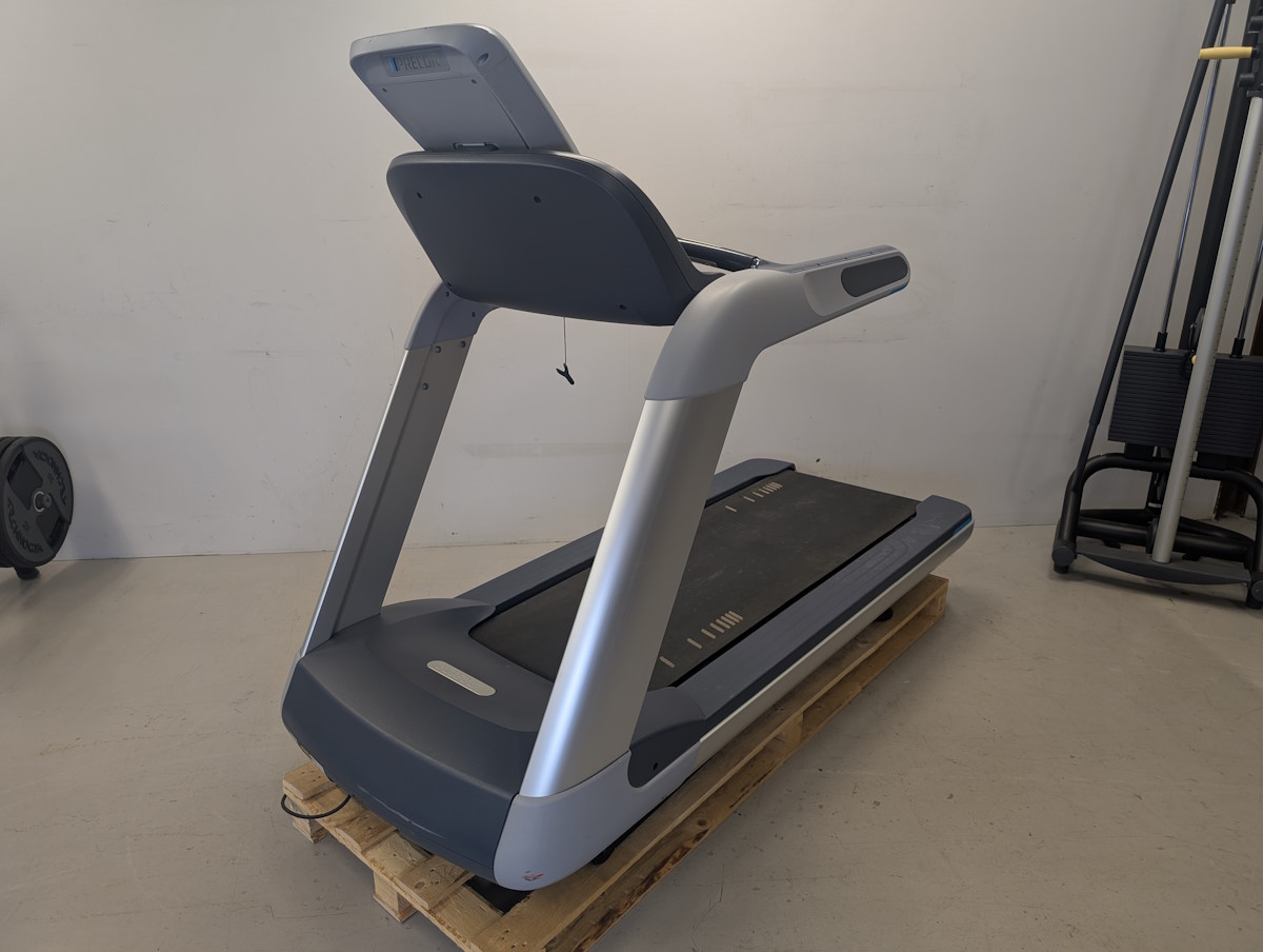 Precor Löpband TRM 835 V2 P30 Console (Inkommande Maj 2026) - 7