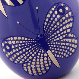 Gunvor Olin-Grönqvist (1993) Purple Egg with Silvery Butterfly Decor 13 cm 
