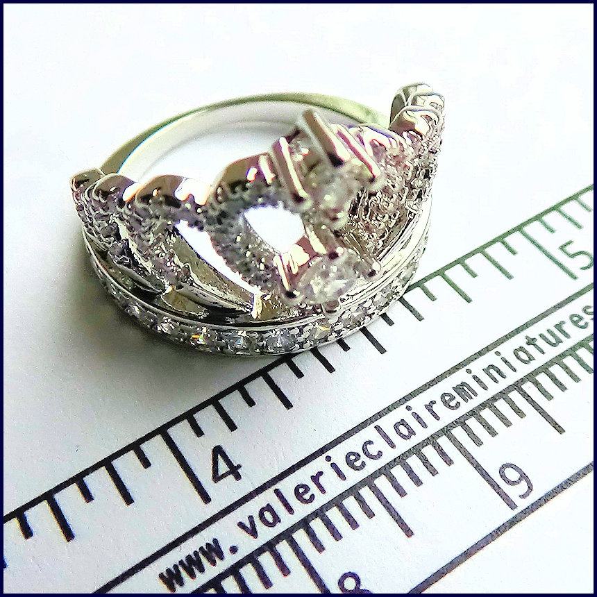 Crown silver - from Valerie Claire Miniatures - 2