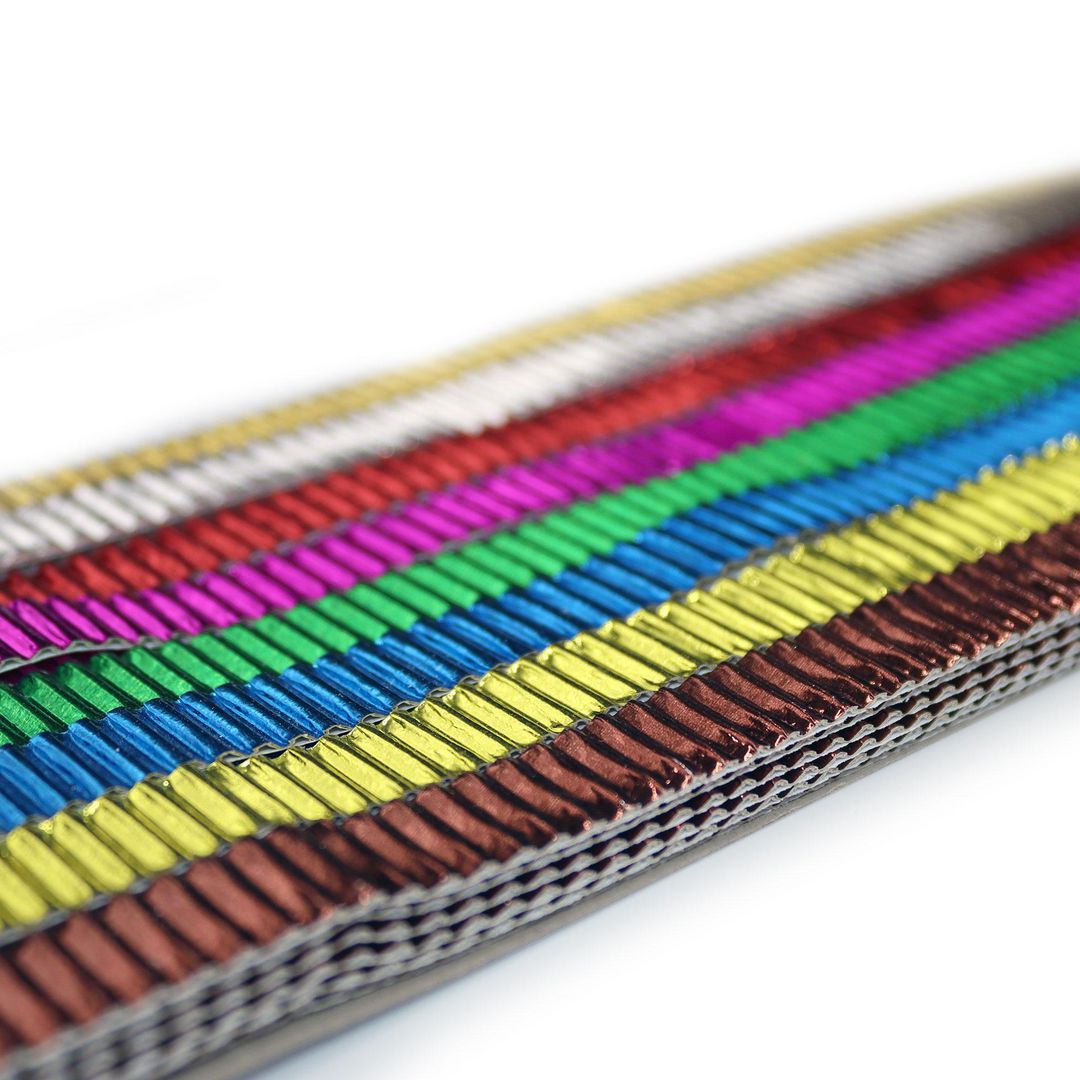 Wellpappremsor metallic – 8 färger