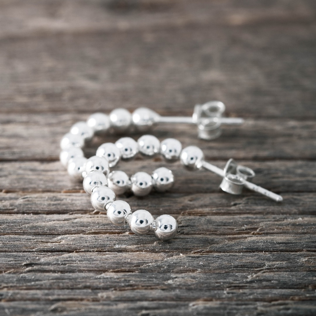 by Faith - Silverörhängen creoler med 3 mm kulor  - 3