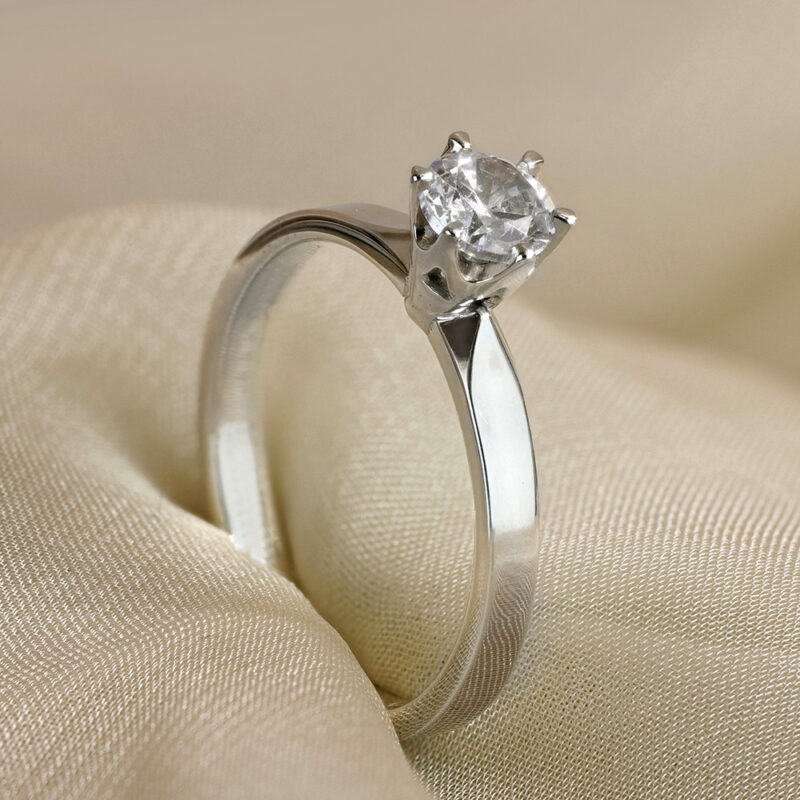 Katie EF12 - Lab Grown solitärring 0,60 ct i vitguld