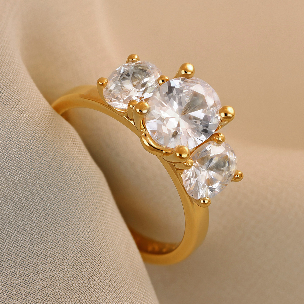 Violetta - Lab Grown sidostensring oval 2,0 ct i rödguld