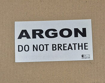 ARGON DO NOT BREATHE klistermärke