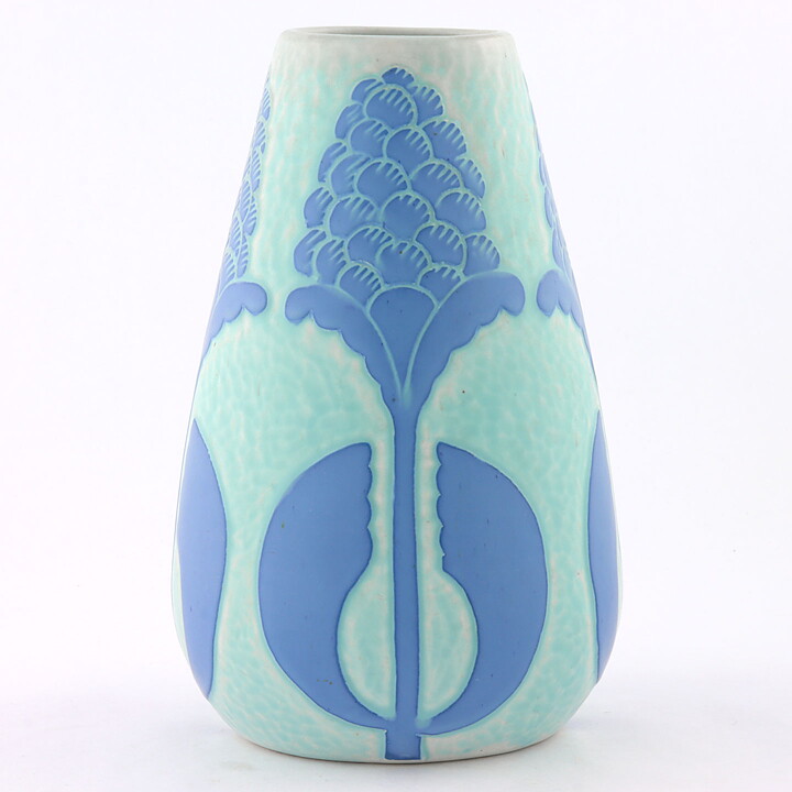 Josef Ekberg (1923) Blue Sgraffito Vase with Plants Decor 19 cm