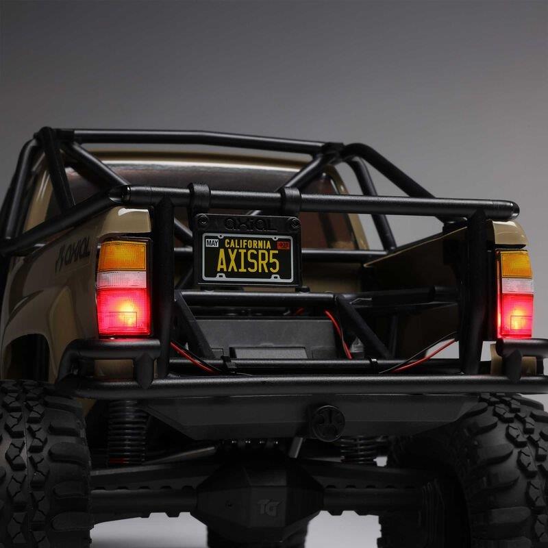 1/10 Axial SCX10 III 1987 Toyota SR5 Brown - 25