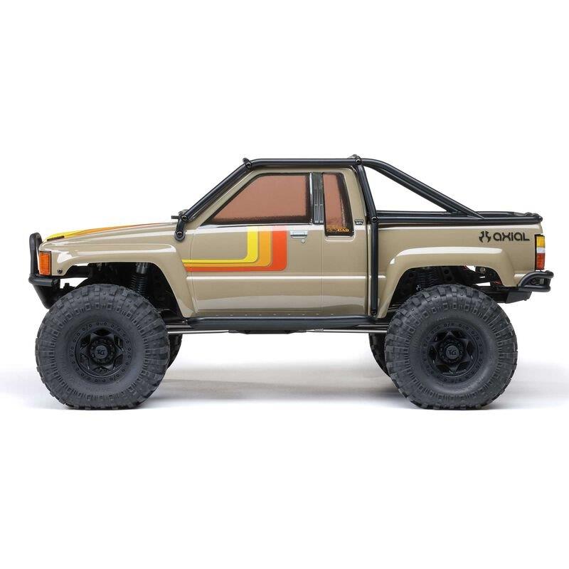 1/10 Axial SCX10 III 1987 Toyota SR5 Brown - 10