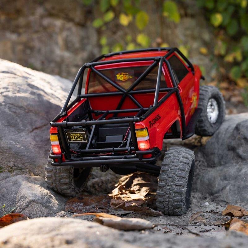 1/10 Axial SCX10 III 1987 Toyota SR5 Red - 6