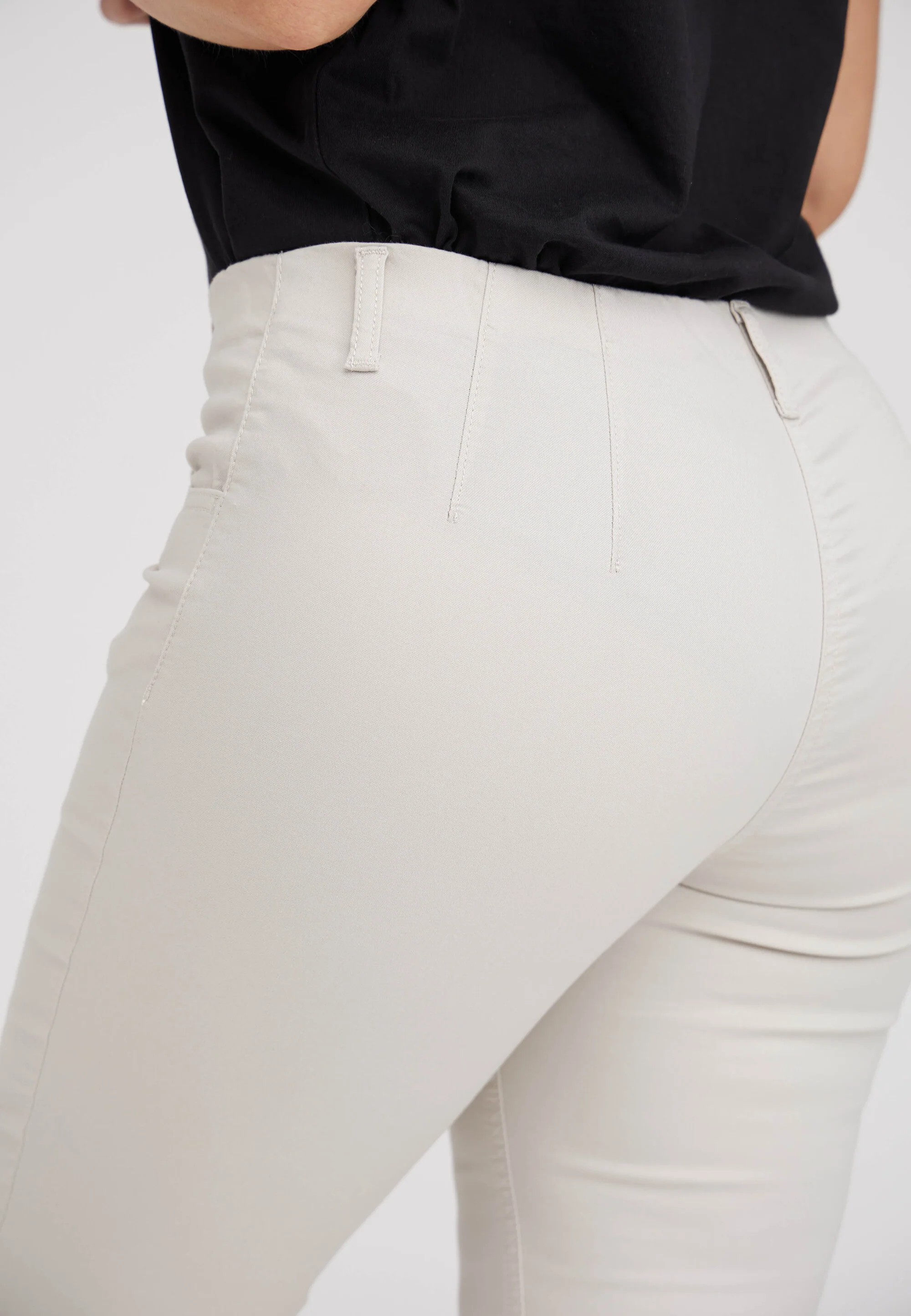 Kelly Regular SL - Grey Sand - Laurie - 3
