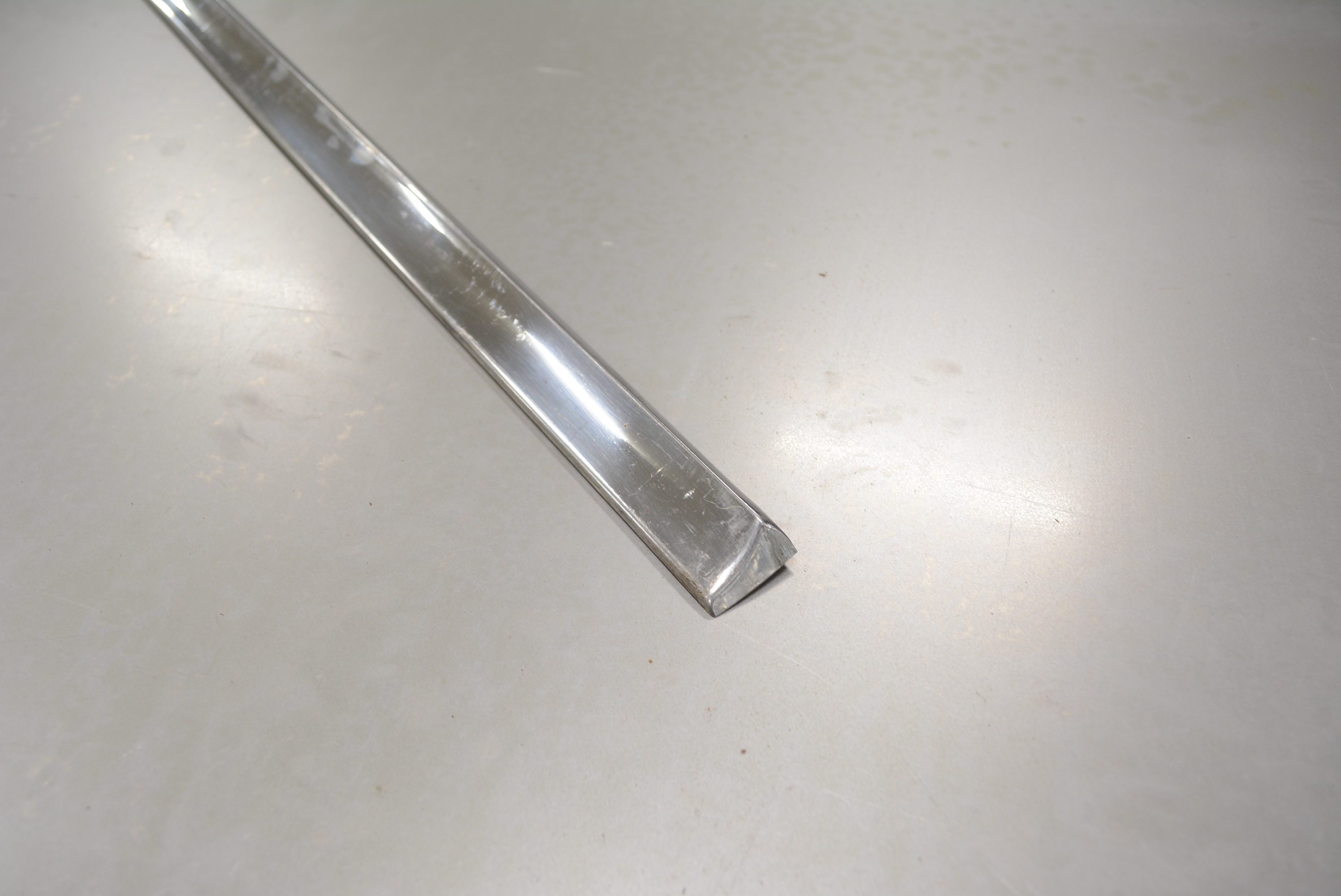 Stainles Steel Molding 137,5 x 2,7 cm - 3