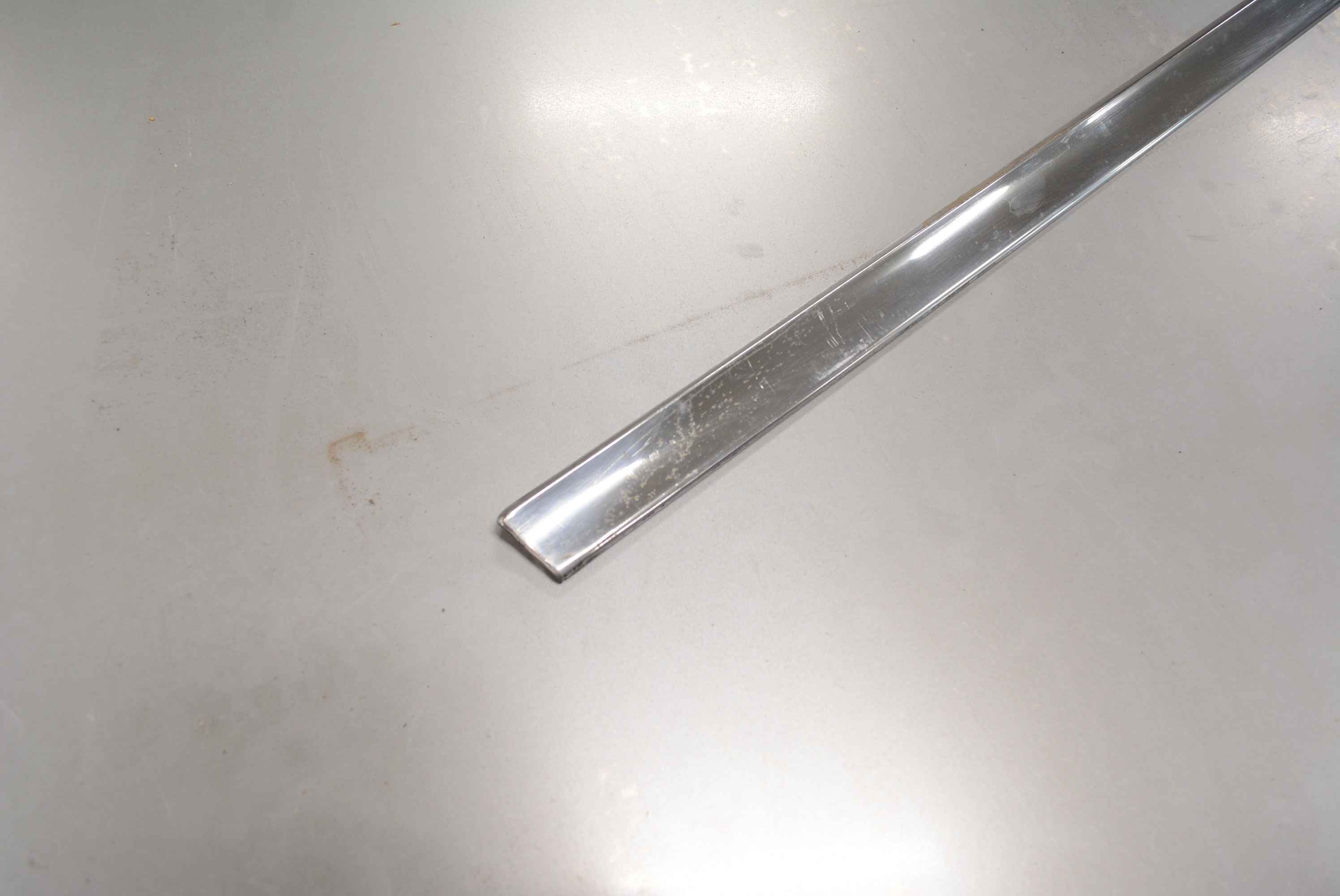 Stainles Steel Molding 99,5 x 2,7 cm - 2