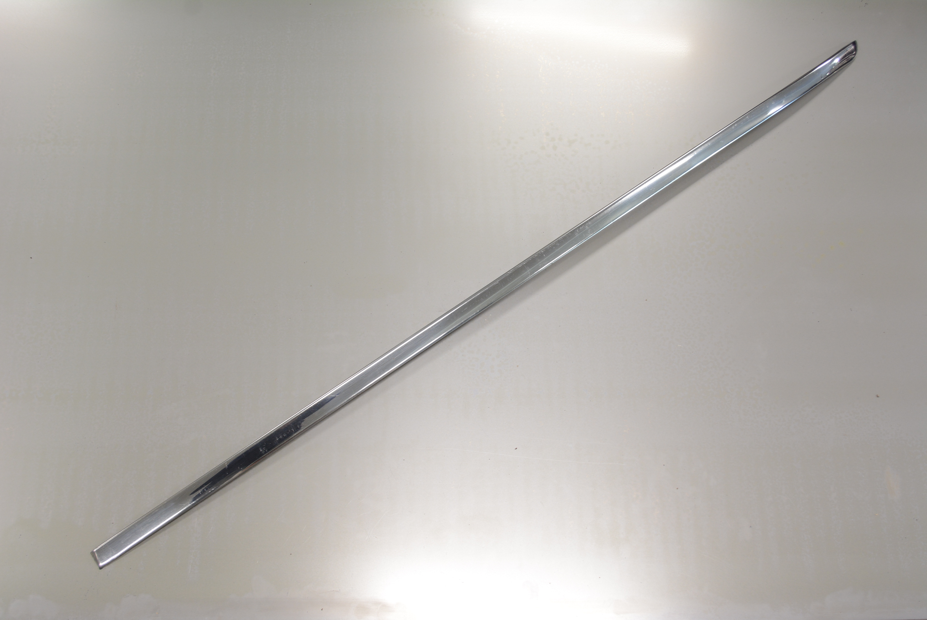 Stainles Steel Molding 135,6 x 2,6 cm