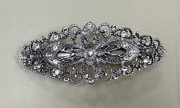 Vacker klämma med strass