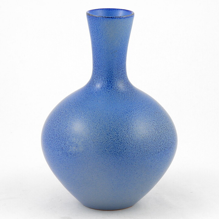 イングリッド・アッターボリ  Pastellシリーズ  青いベース  (15cm)  1958年
