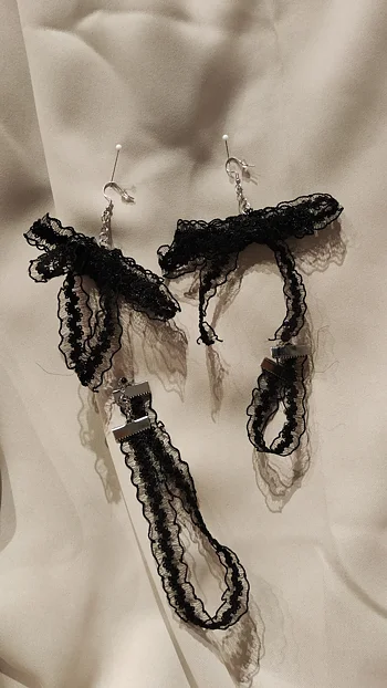 Black Lace Bow Set