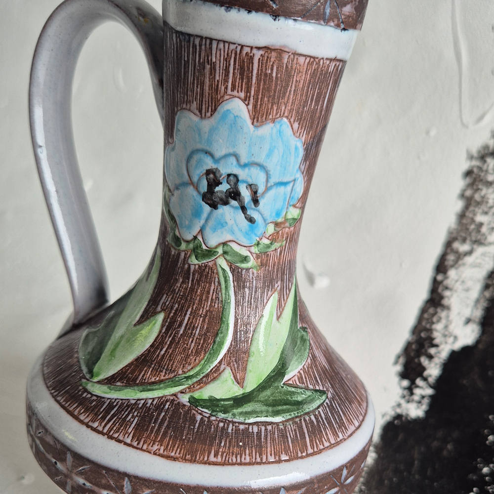 vintage VAS med hänkel och vackert blommönster, h 17 cm - 3