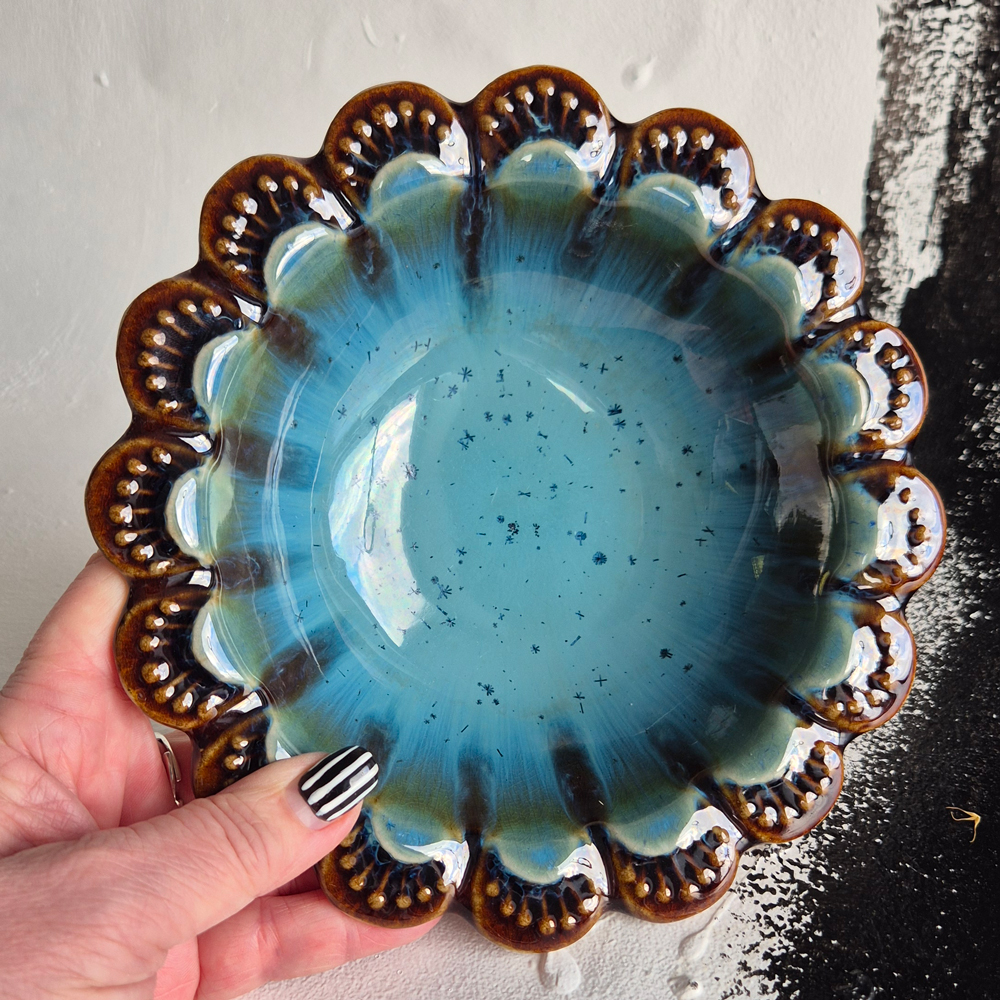 vintage SKÅL, blomformad i turkost och brunt från Jie keramik, br 18,3 cm - 8