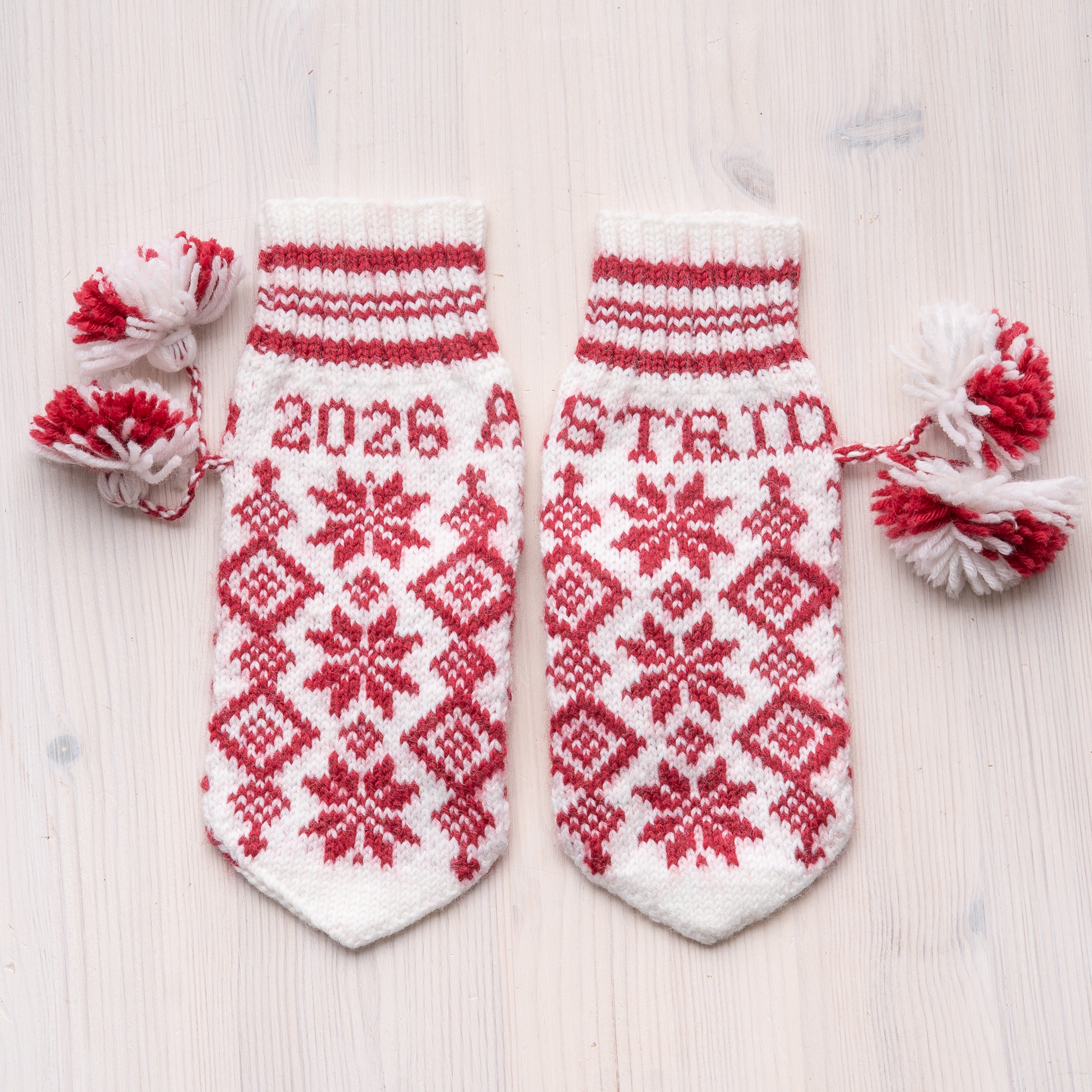 Strickpaket Fausthandschuh Schneeflocke aus Juni Weiß–Weinrot Kinder