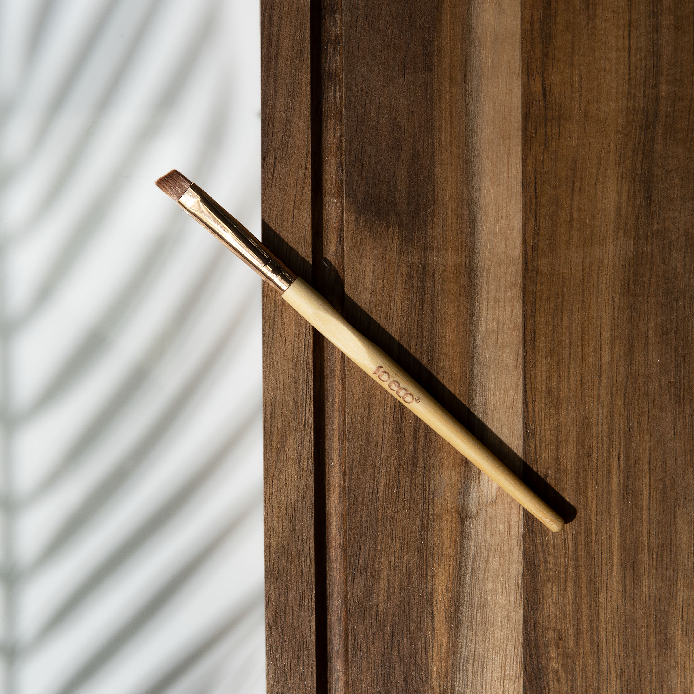 So Eco Angled Eyeliner Brush - 2