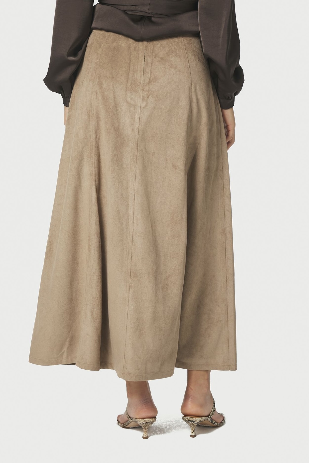 Neo Noir  - Raya Faux Suede Skirt Sand - 3