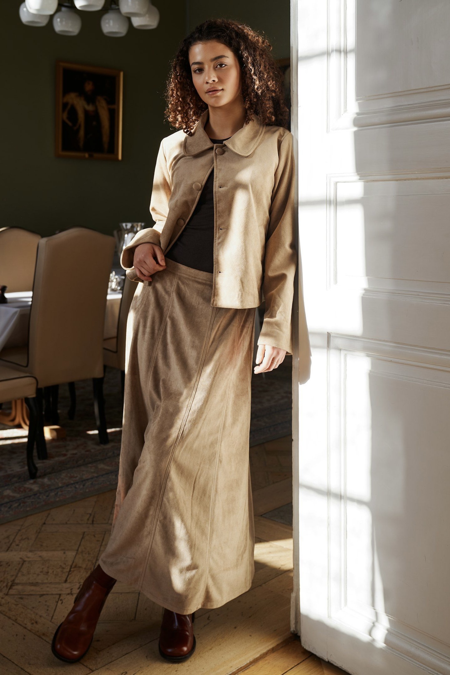 Neo Noir  - Raya Faux Suede Skirt Sand - 6