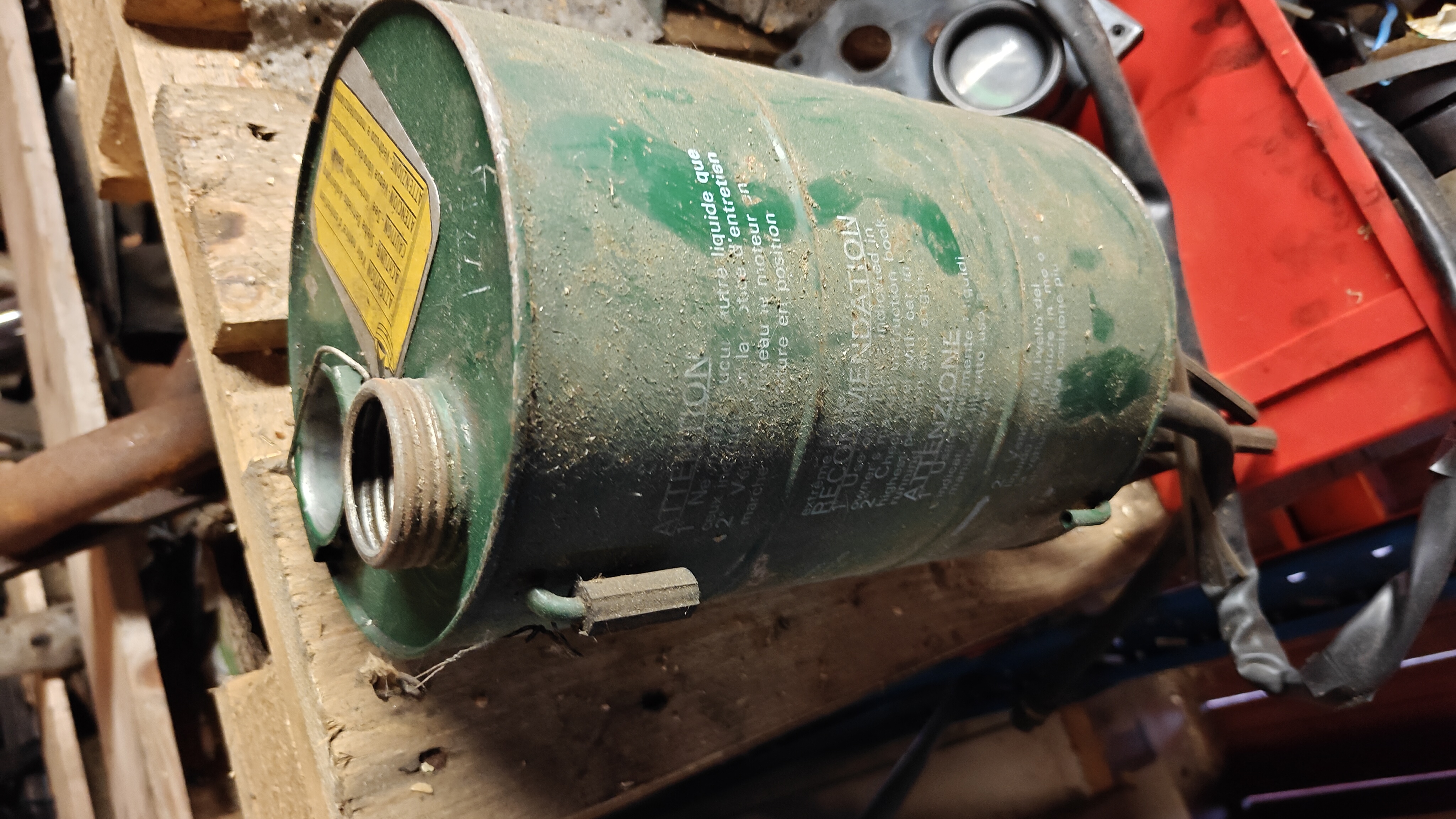 Hydraultank ID/DS med Manuell vxl-låda, bra skick