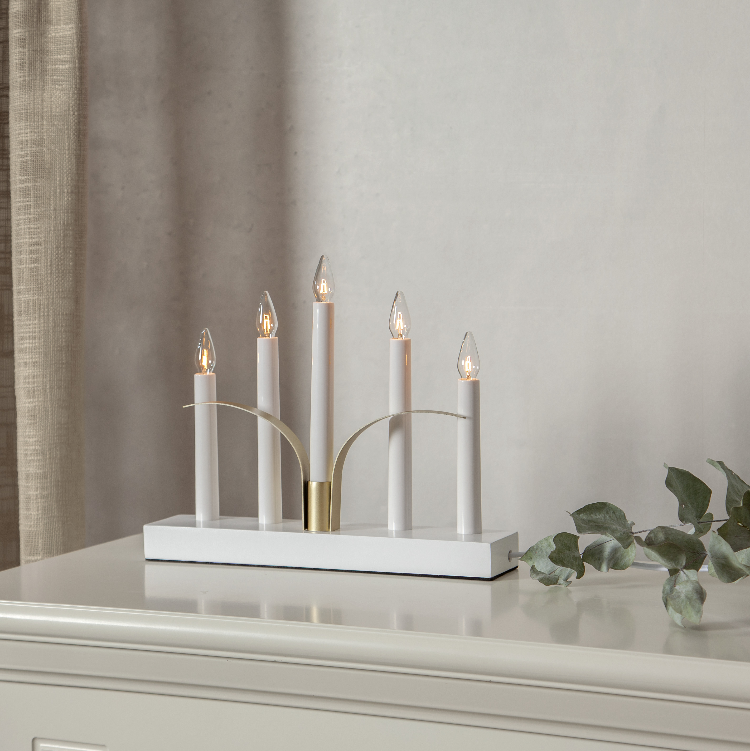 Lilja Candlestick - White