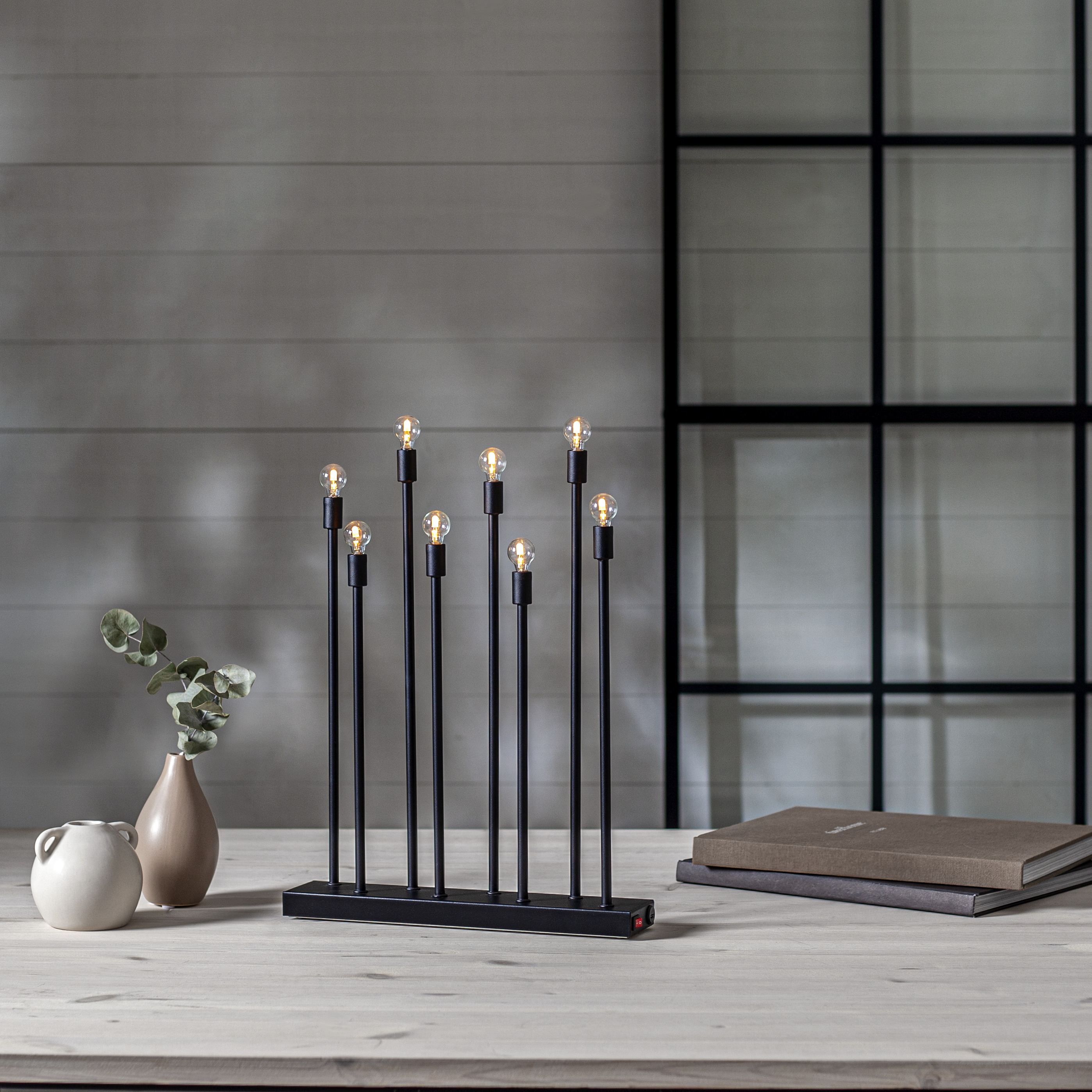Ljusstake Ladda - 29x40 cm - Svart