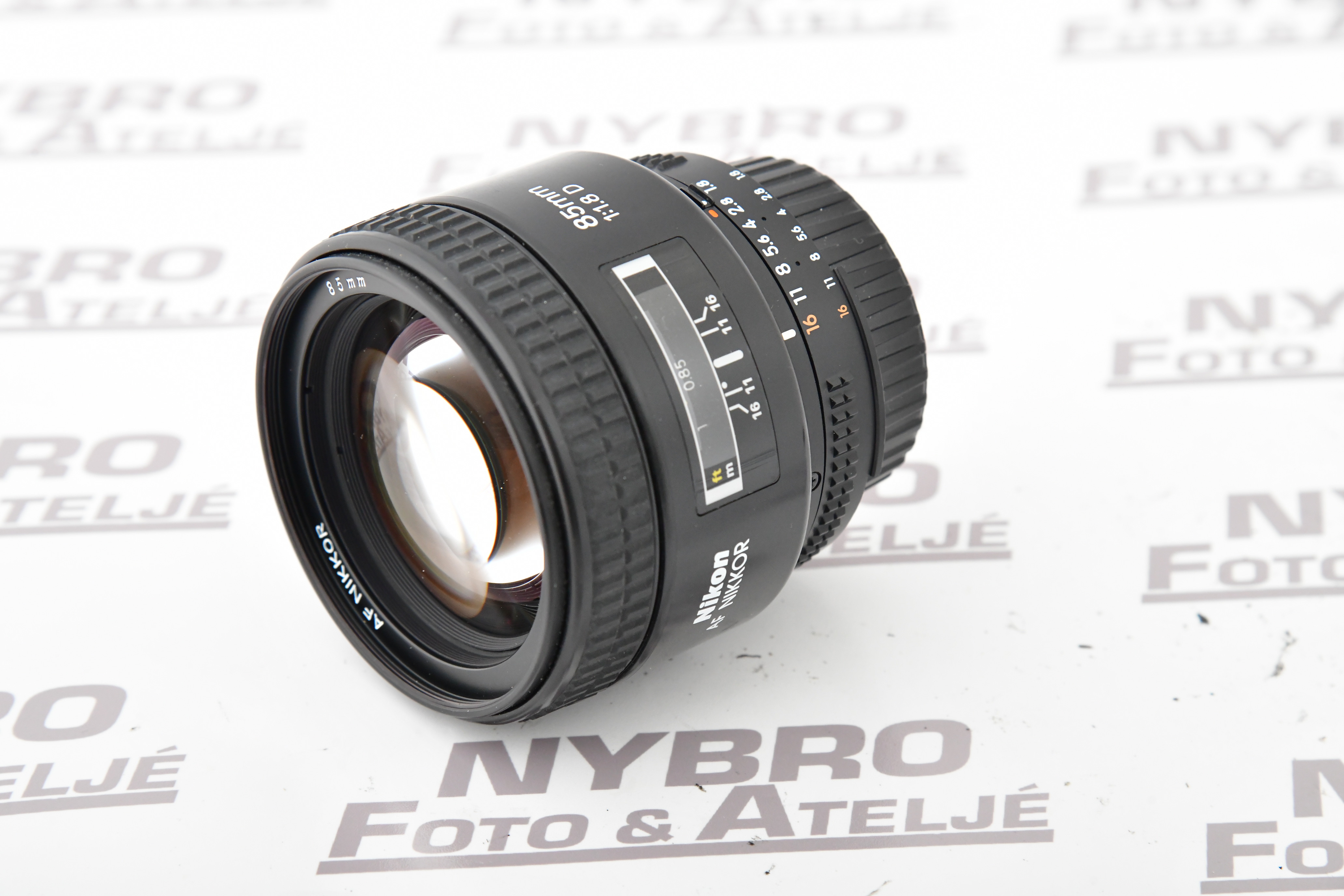 Nikon AF Nikkor 85/1.8D